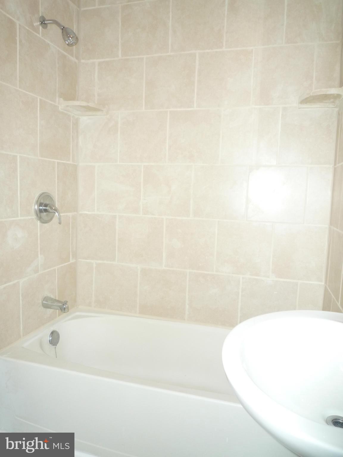 PHILLIPS - Residential Lease