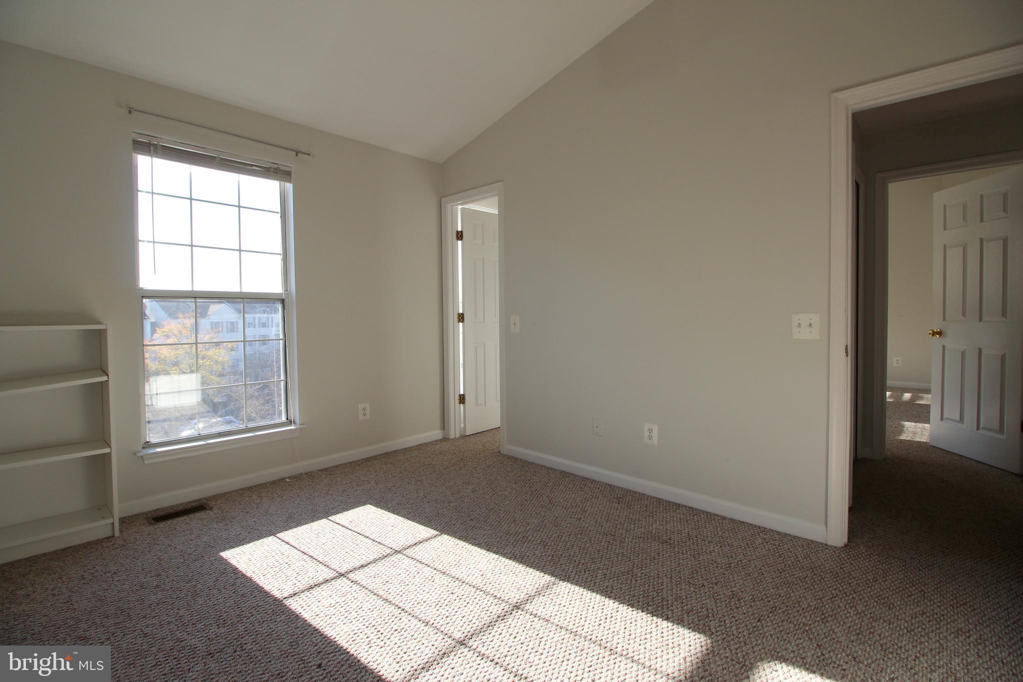 CHATHAM GREEN CONDOMINIUM - Residential Lease