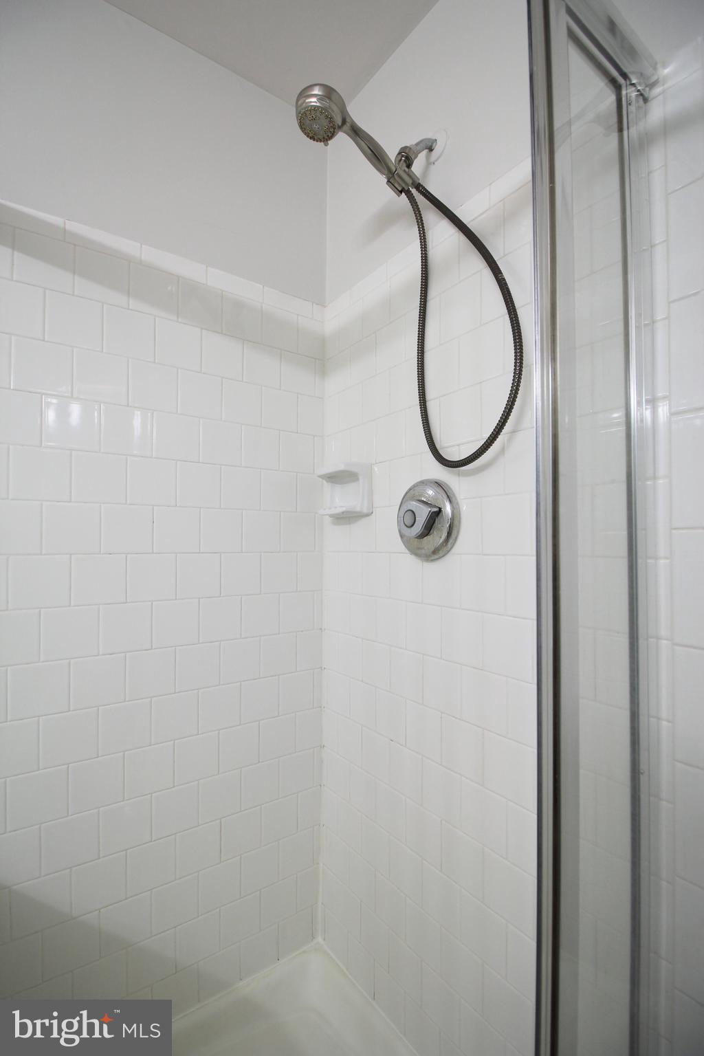 CHATHAM GREEN CONDOMINIUM - Residential Lease