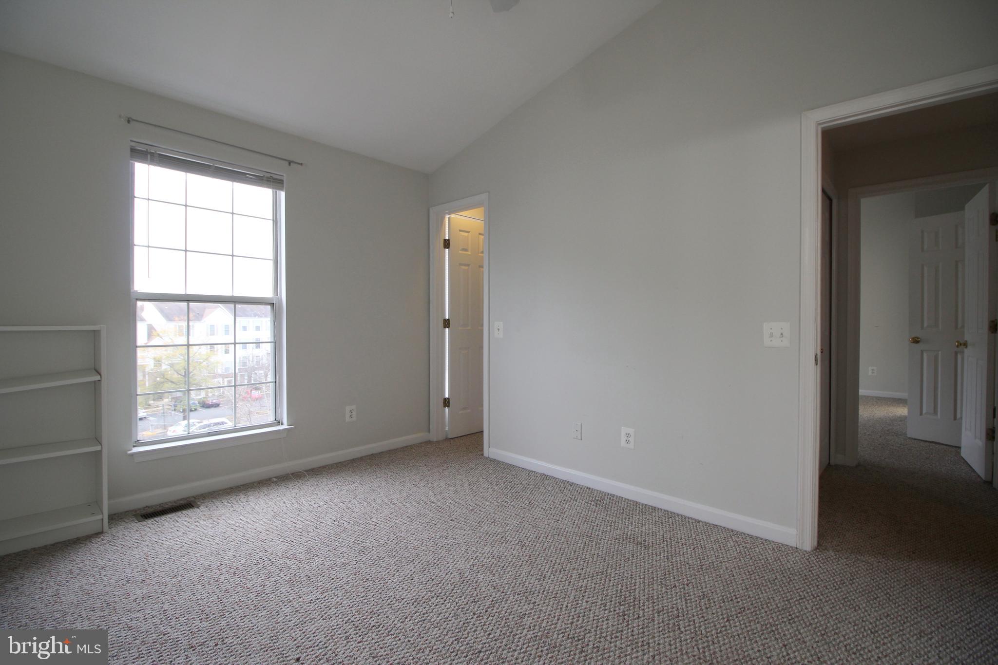 CHATHAM GREEN CONDOMINIUM - Residential Lease