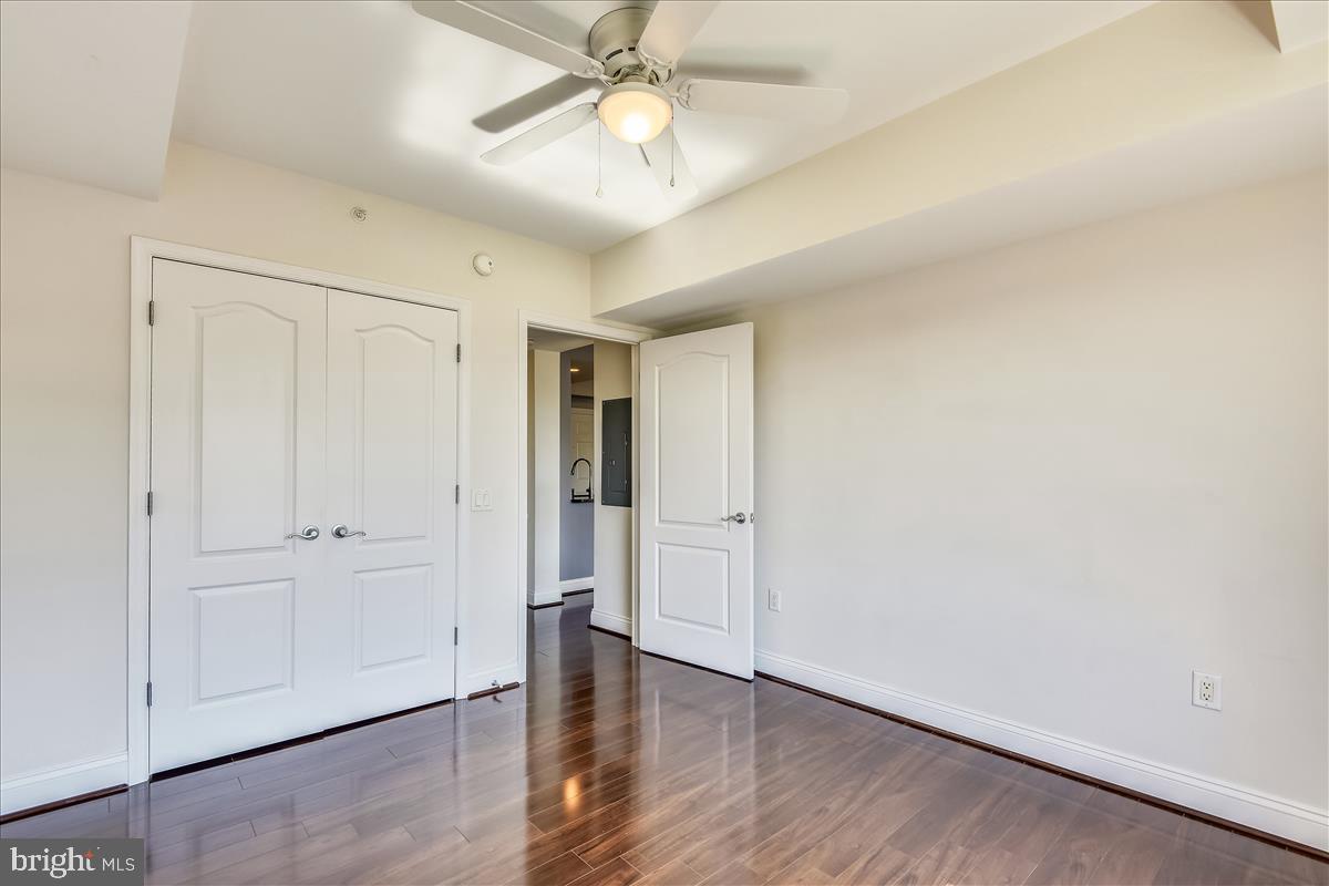 THE HENRY - Residential