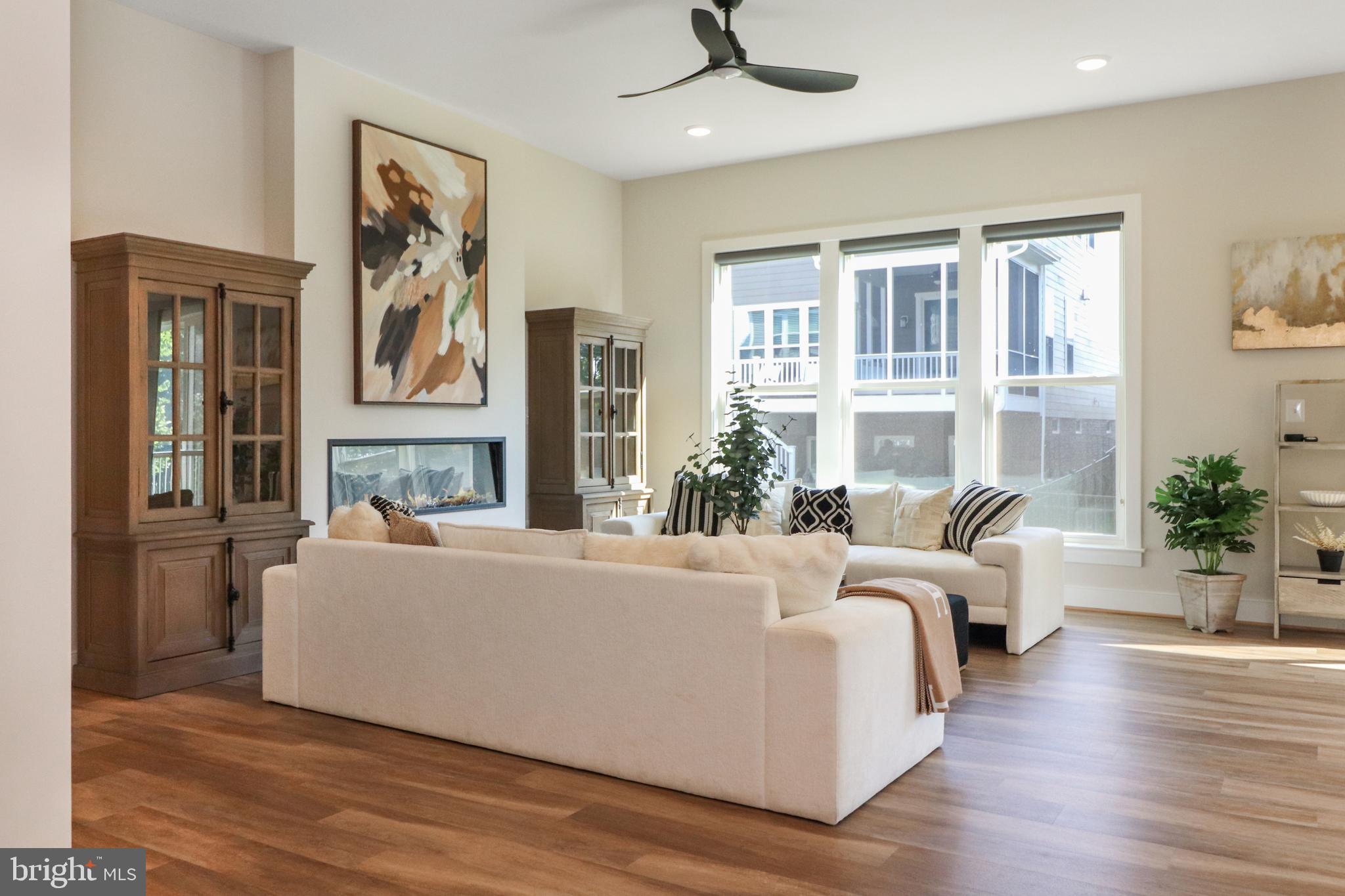 MASON PARK - Residential