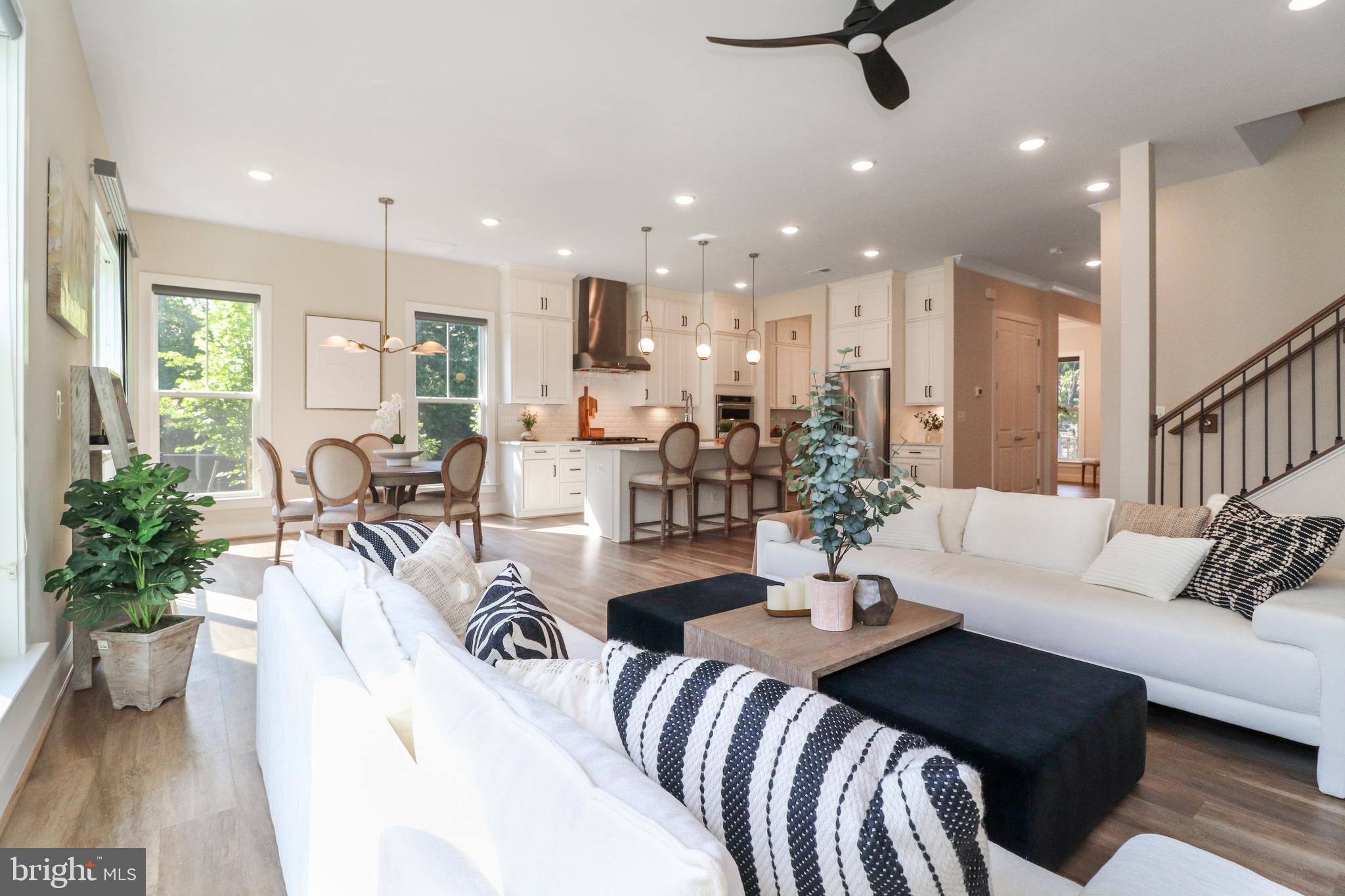 MASON PARK - Residential