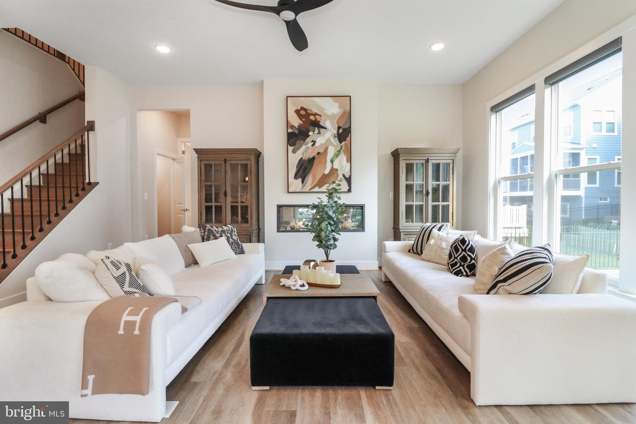 MASON PARK - Residential