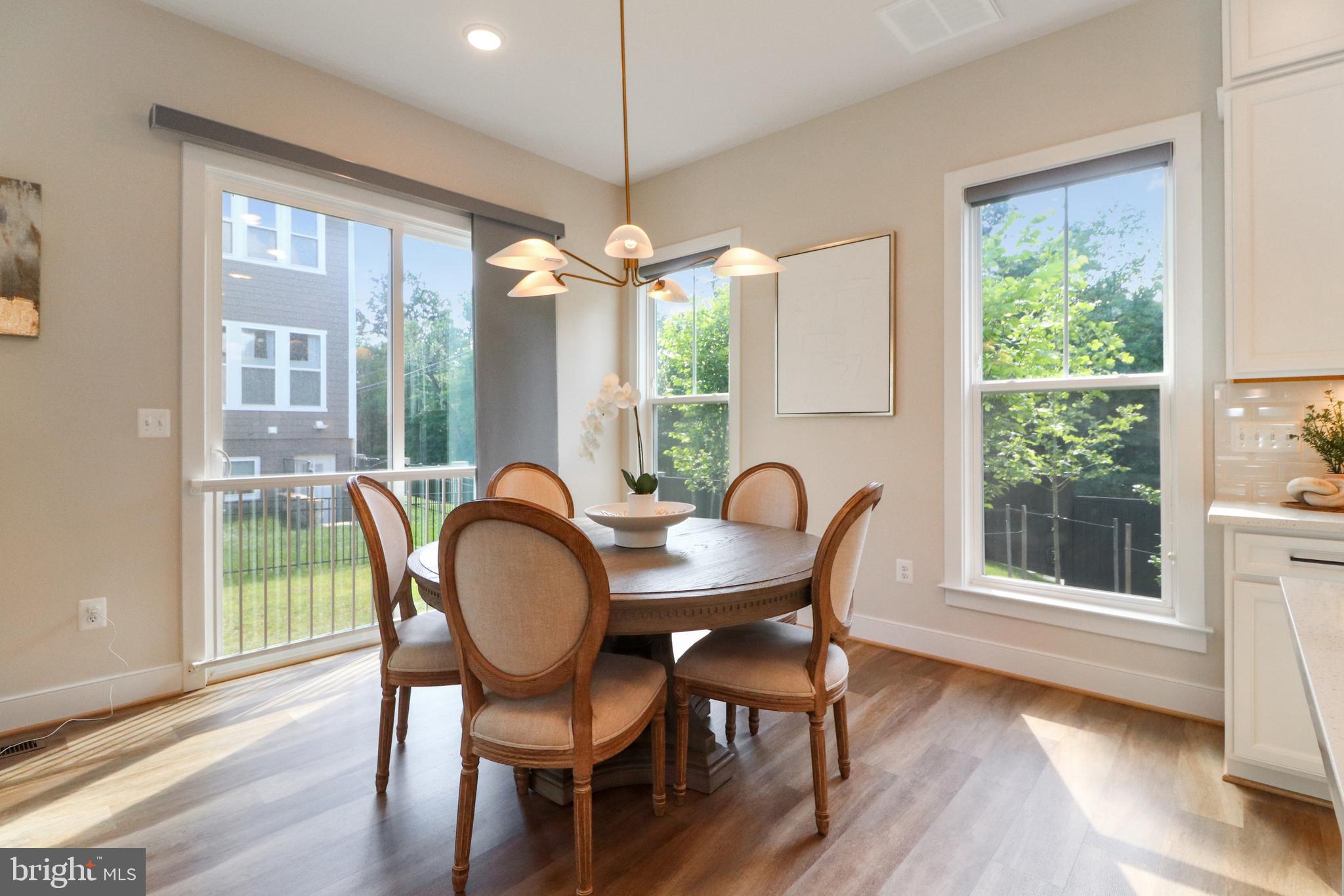 MASON PARK - Residential