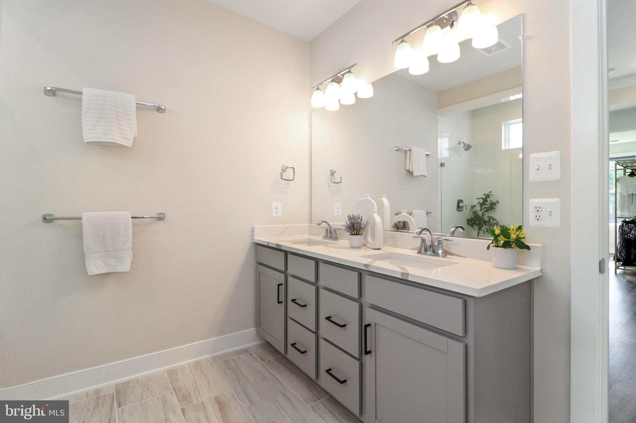 MASON PARK - Residential