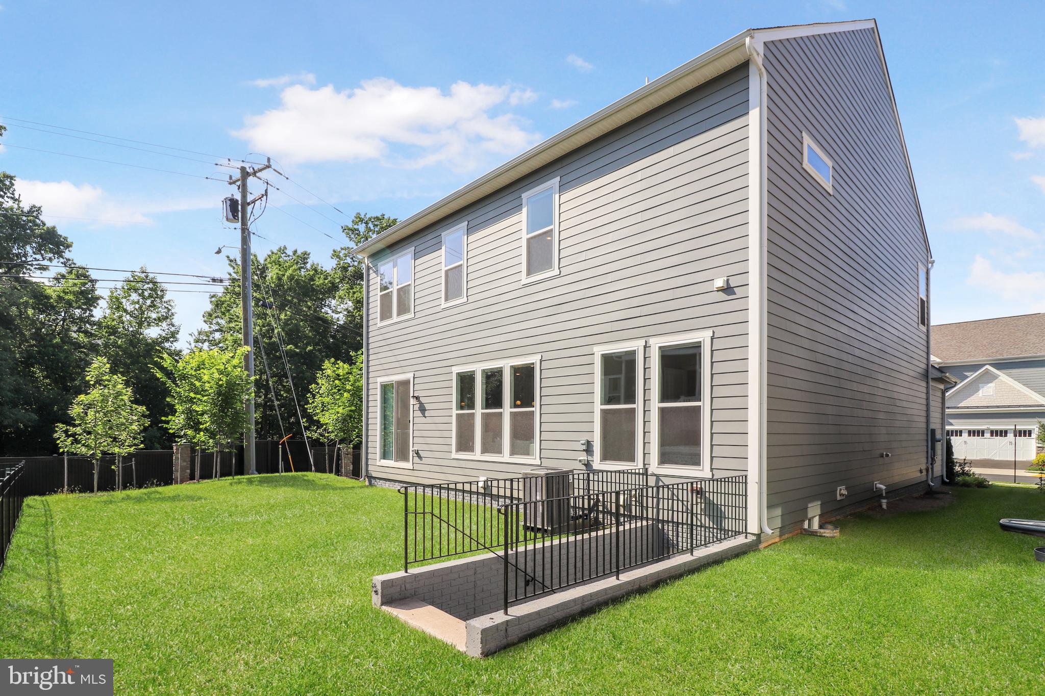 MASON PARK - Residential