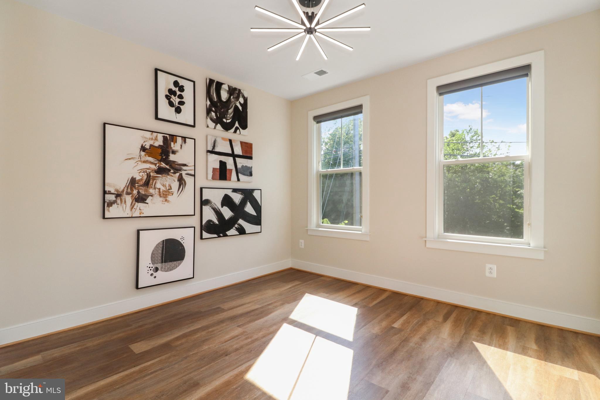 MASON PARK - Residential