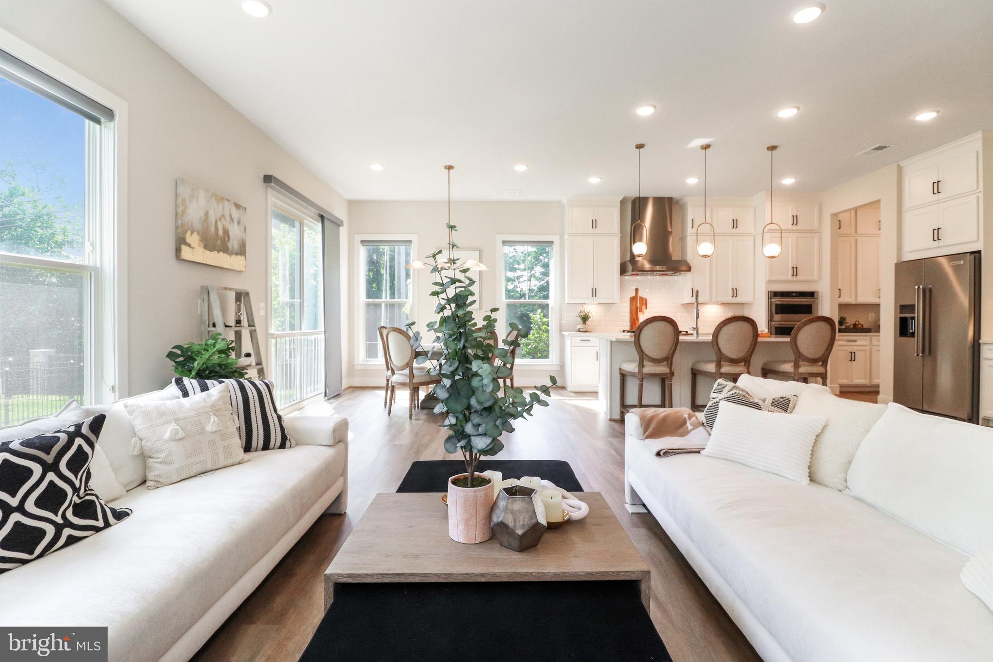 MASON PARK - Residential