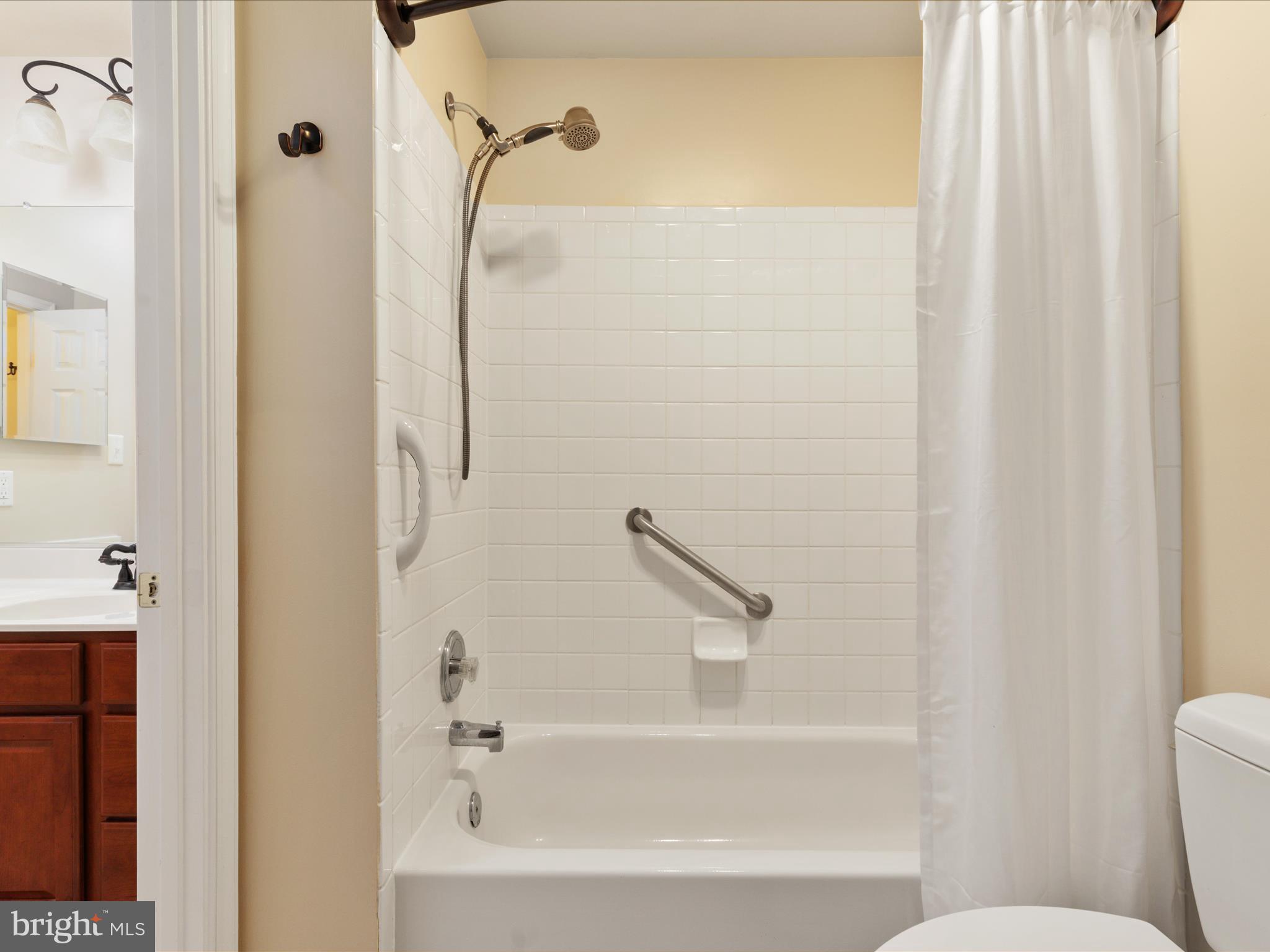 MEADOW BRANCH SOUTH ESTATES - Residential