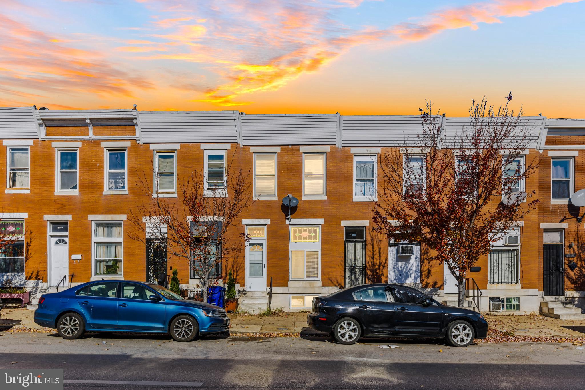 ELLWOOD PARK - Residential