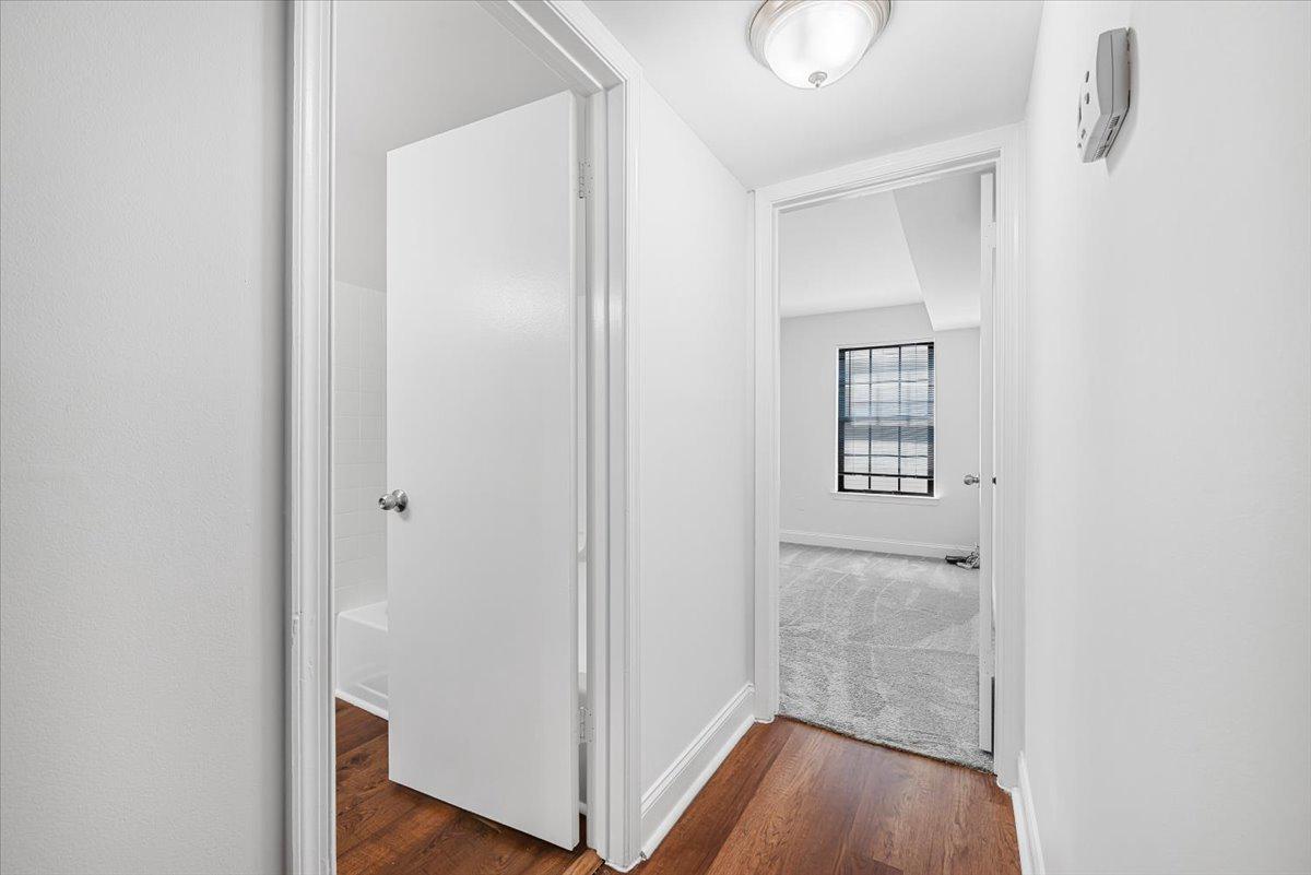 VICTORIA CROSSINGS AT MANCHESTER LAKES - Residential