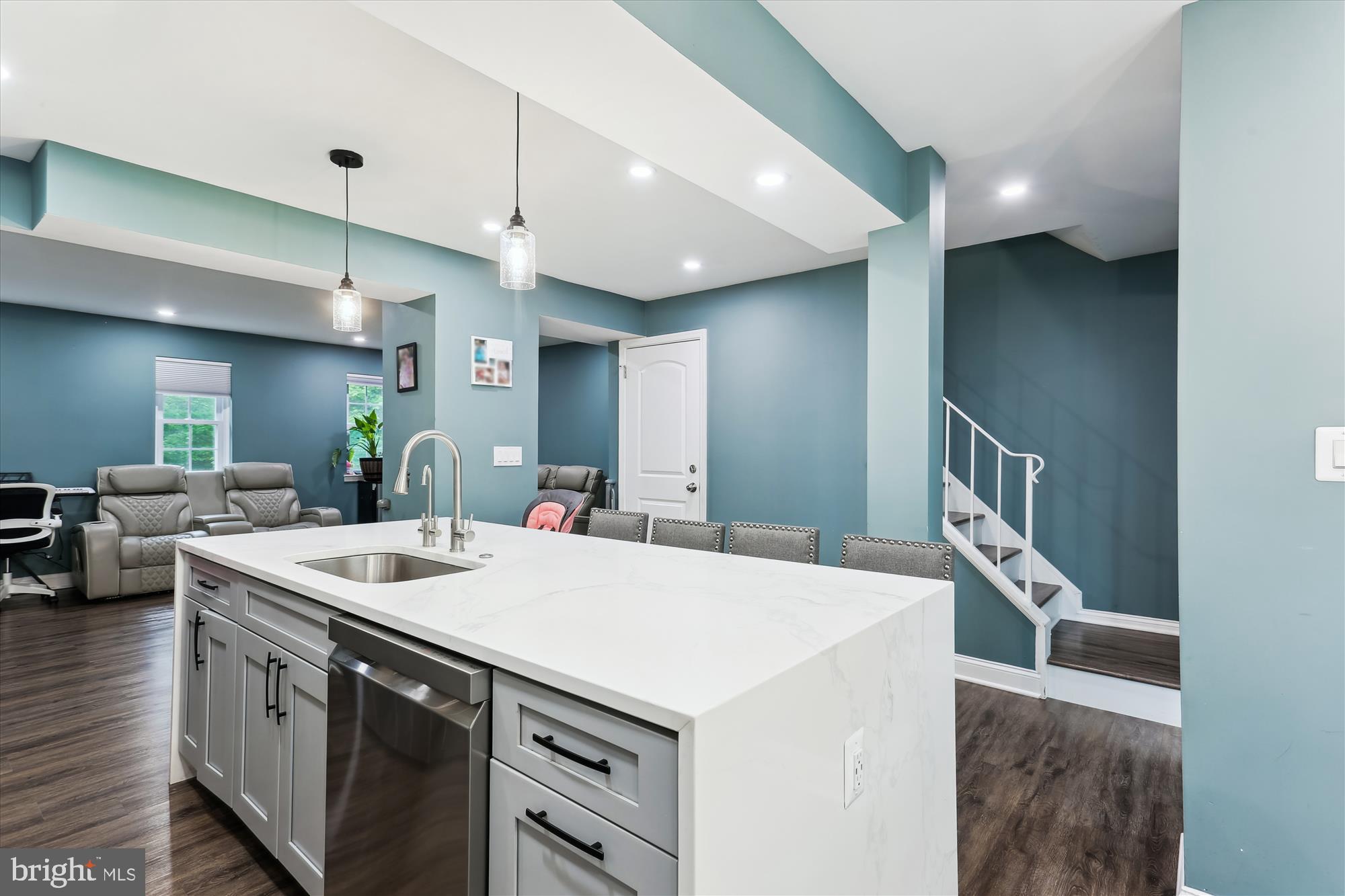 3822 GAWAYNE TERRACE 32-382