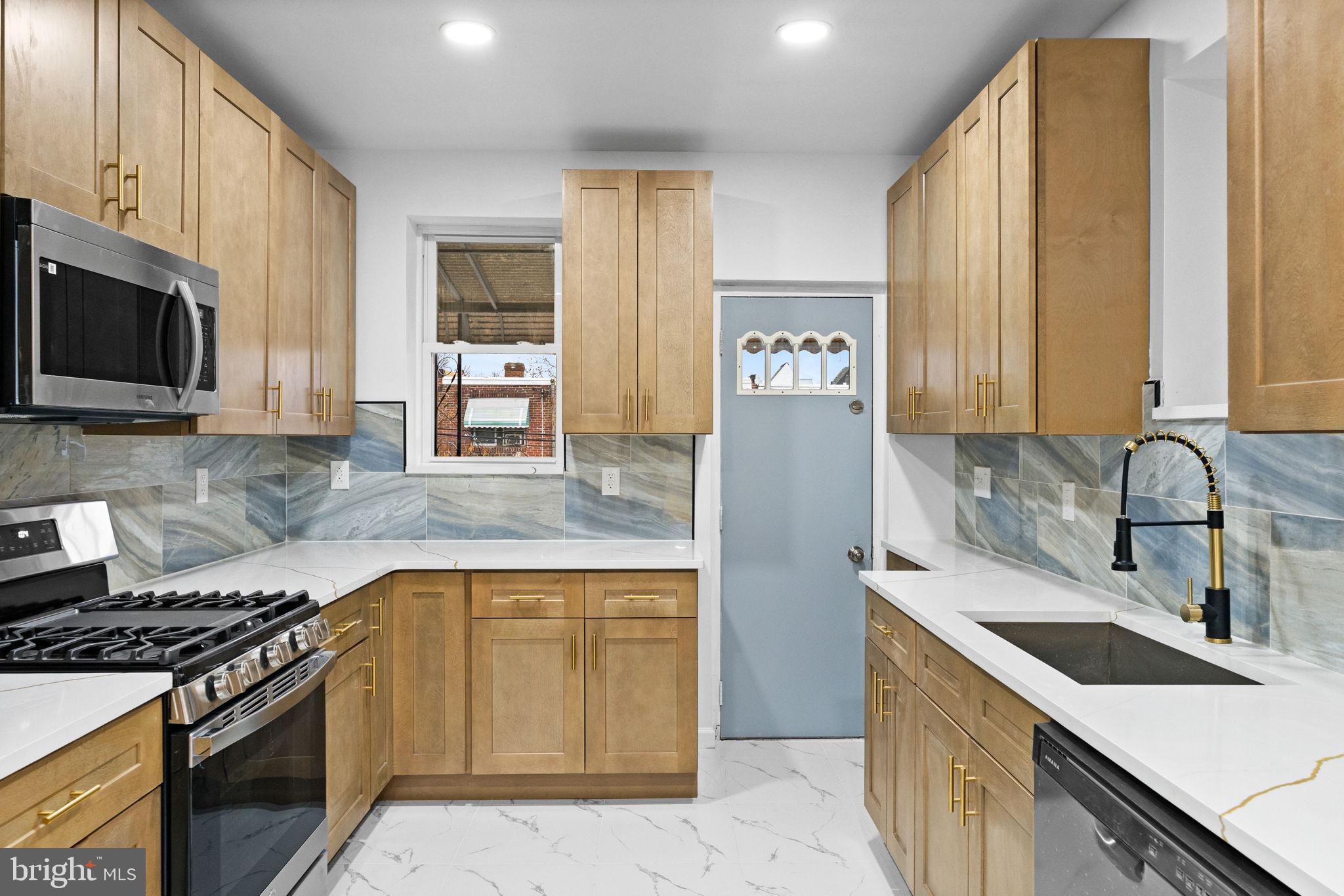 WEST OAK LANE - Residential