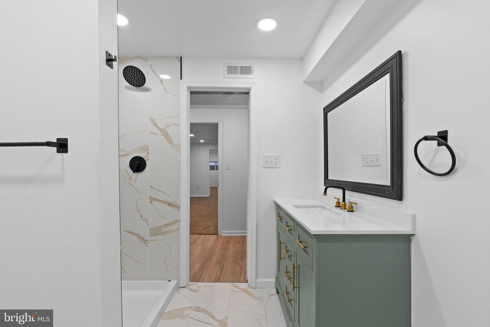 WEST OAK LANE - Residential