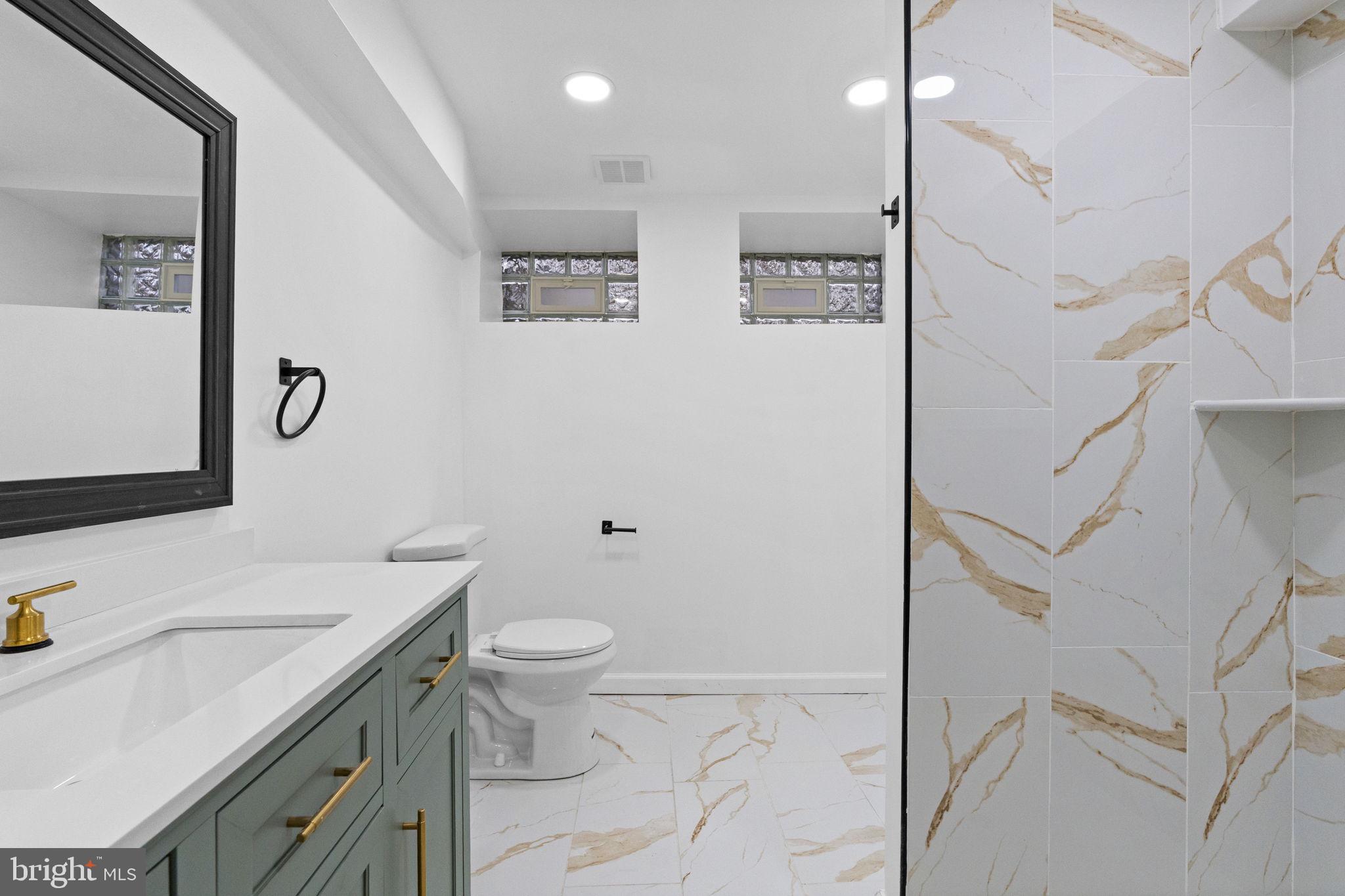 WEST OAK LANE - Residential