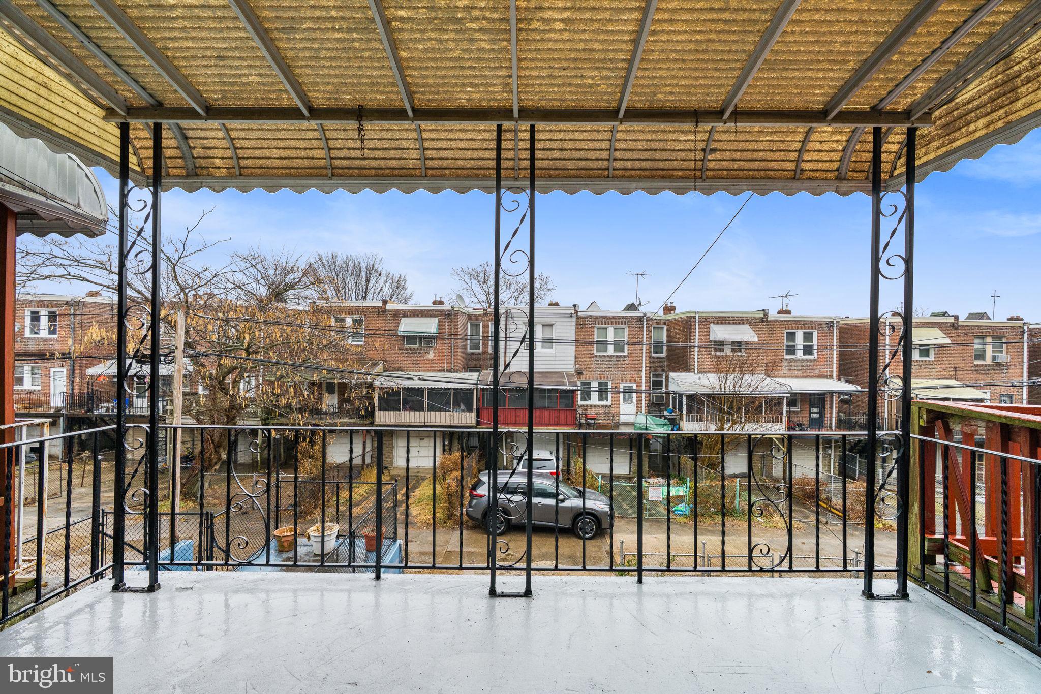 WEST OAK LANE - Residential