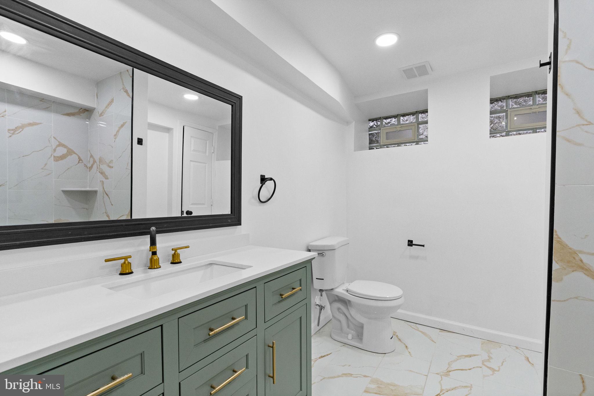 WEST OAK LANE - Residential