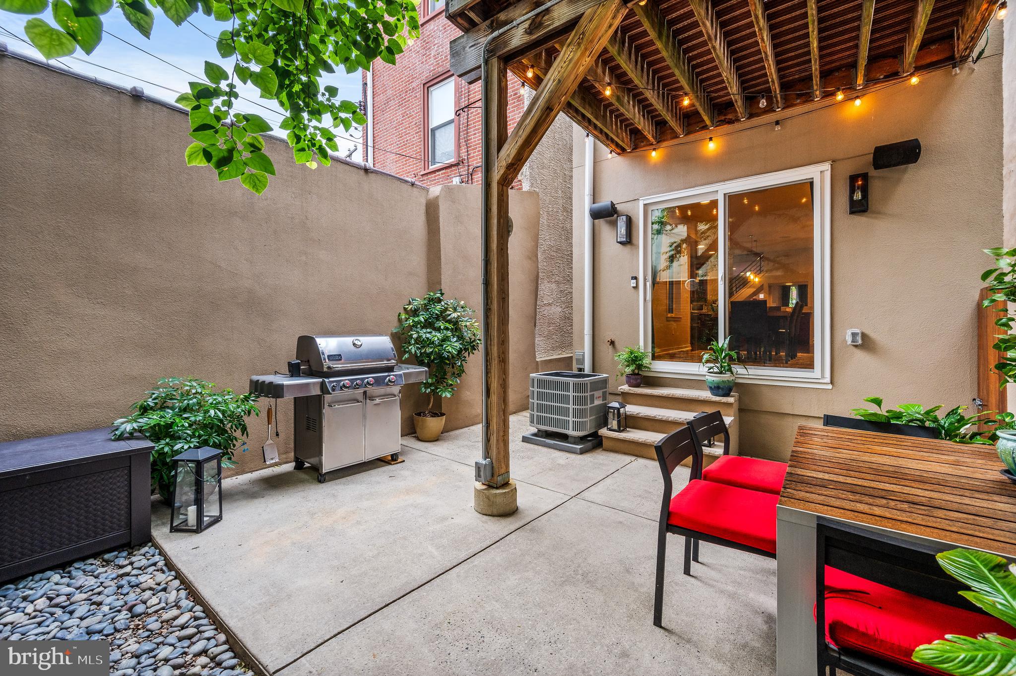 GRADUATE HOSPITAL - Residential