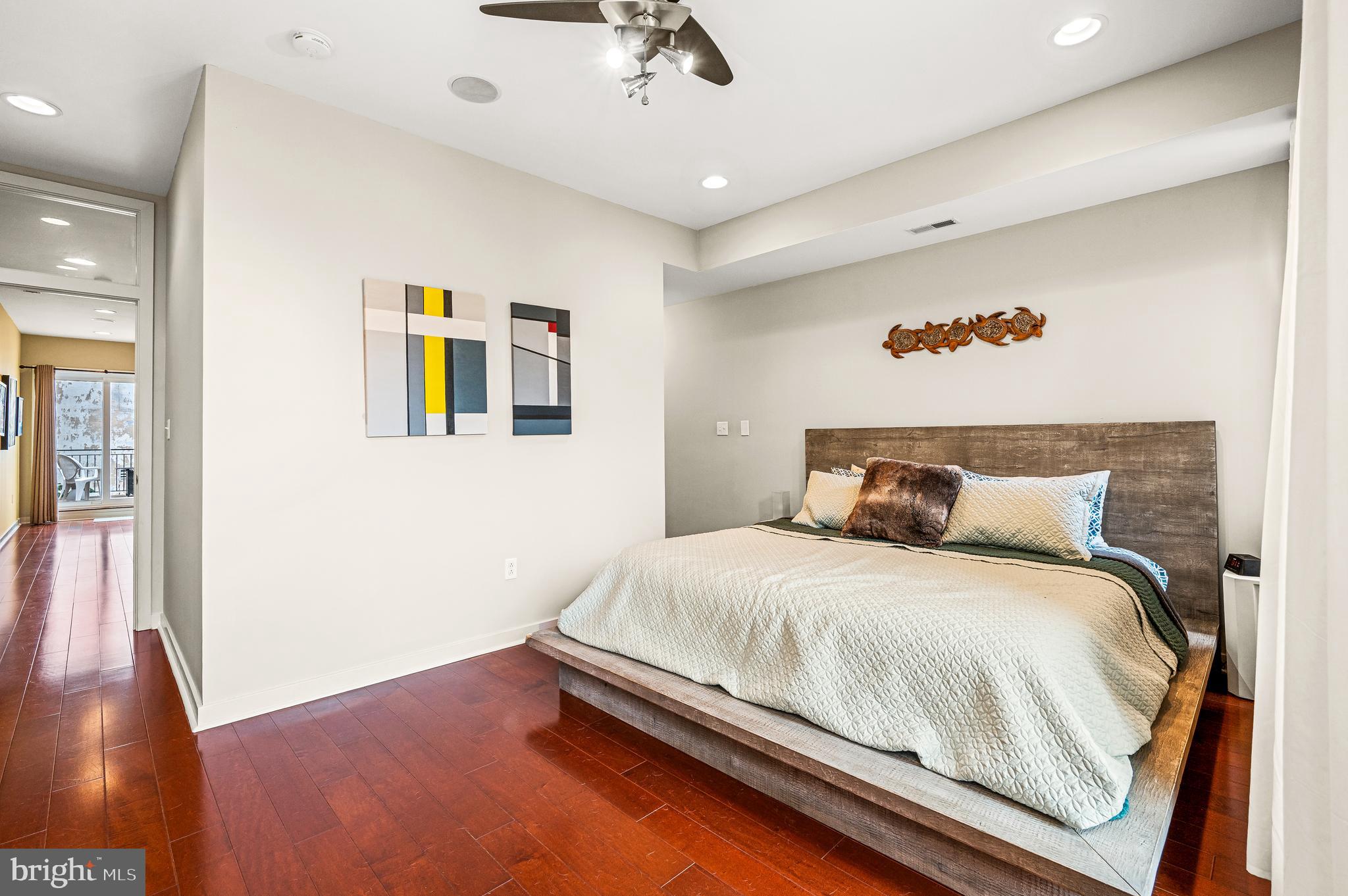 GRADUATE HOSPITAL - Residential