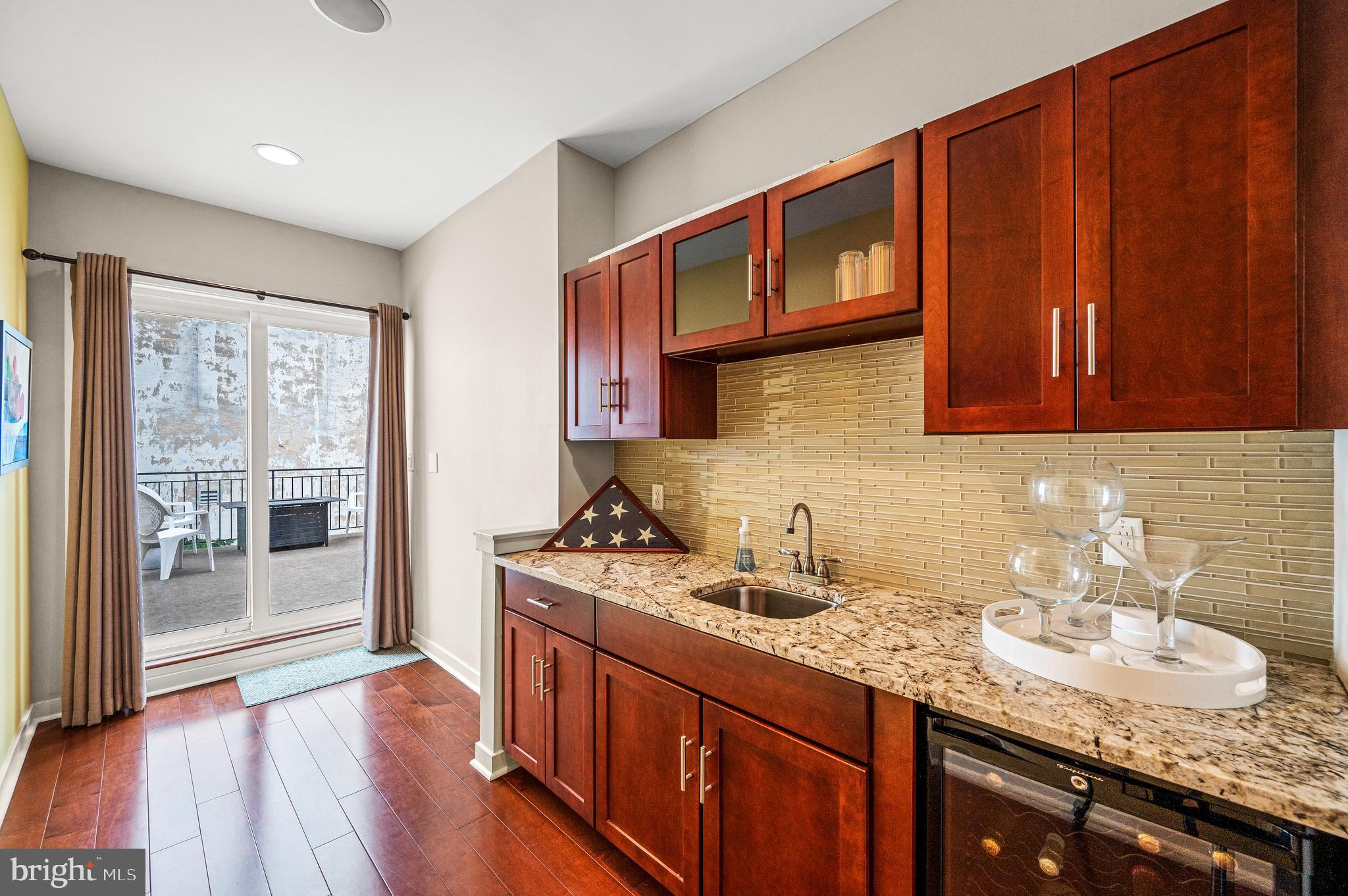 GRADUATE HOSPITAL - Residential