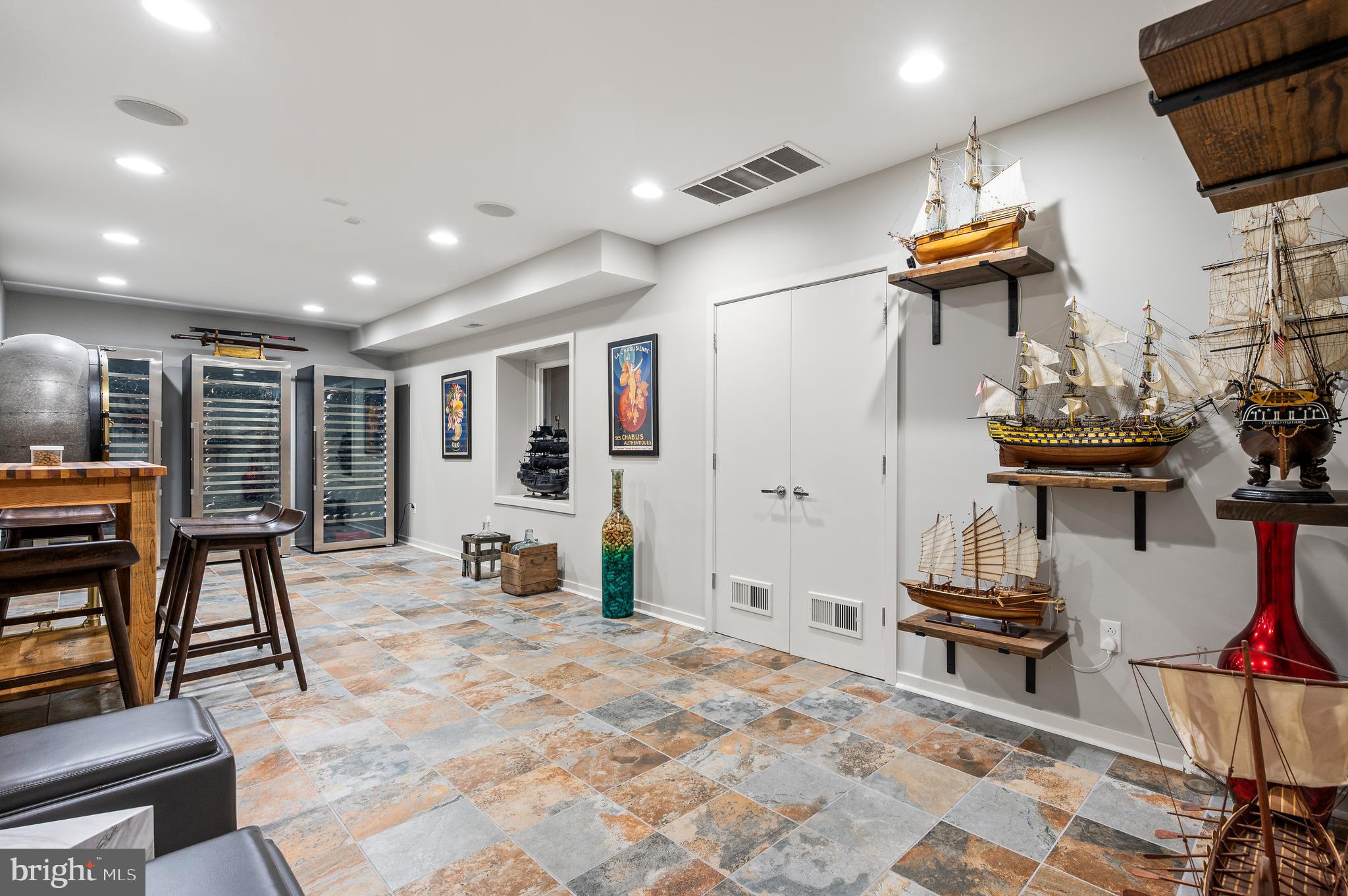 GRADUATE HOSPITAL - Residential