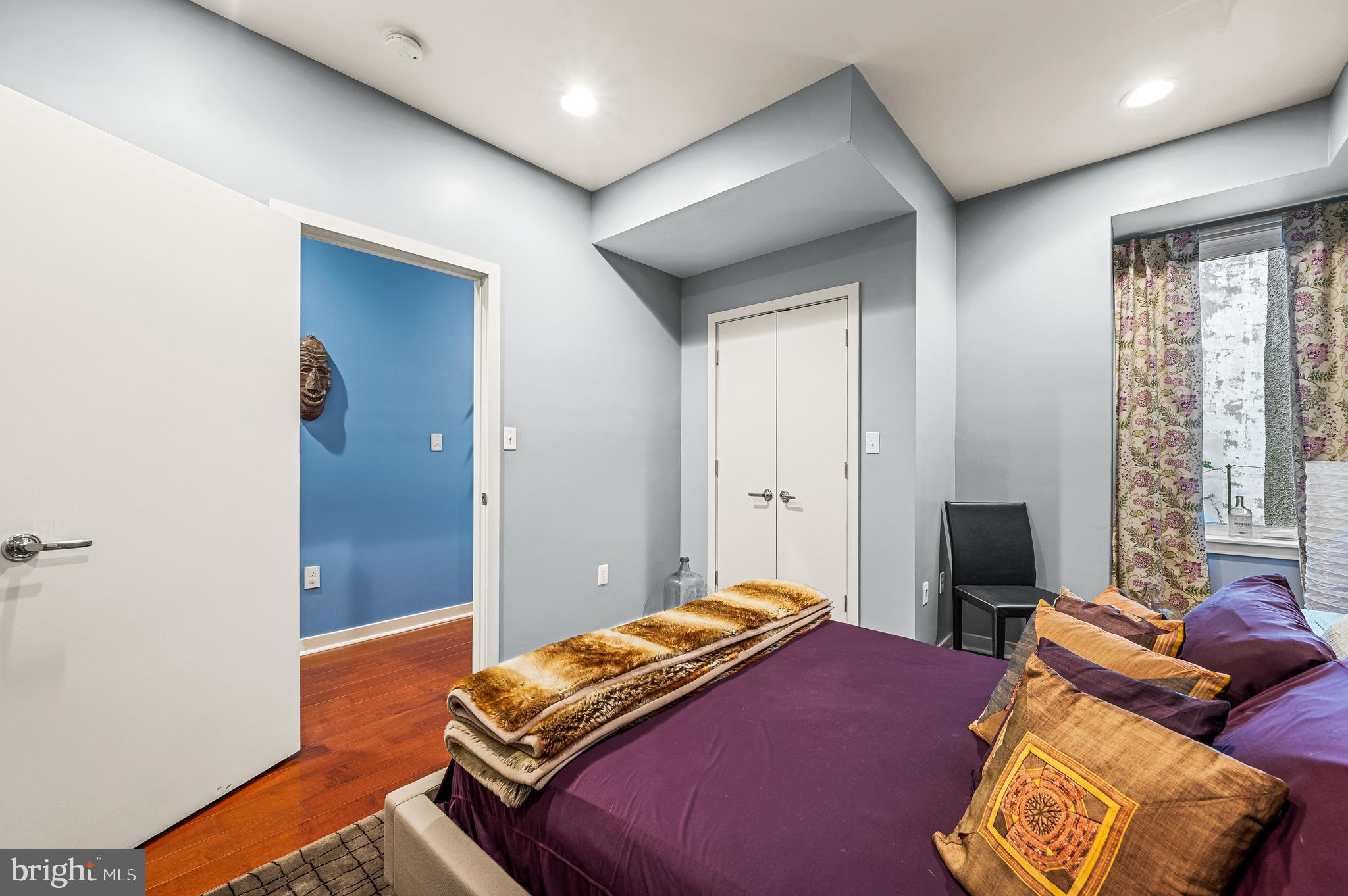 GRADUATE HOSPITAL - Residential