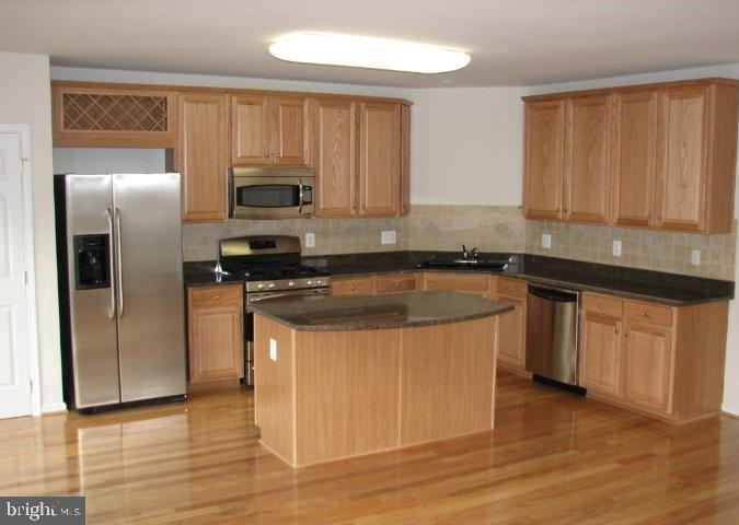 BRAMBLETON - Residential Lease