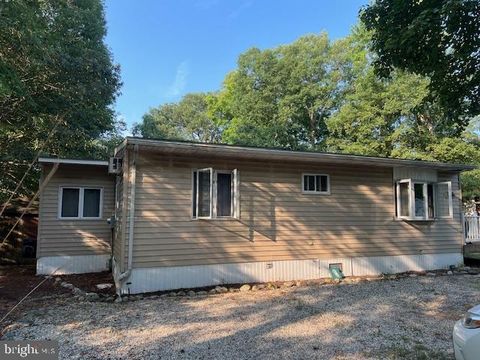 Mobile Home For Sale - 37686 Holly Street<br/> OCEAN VIEW, DE 19970