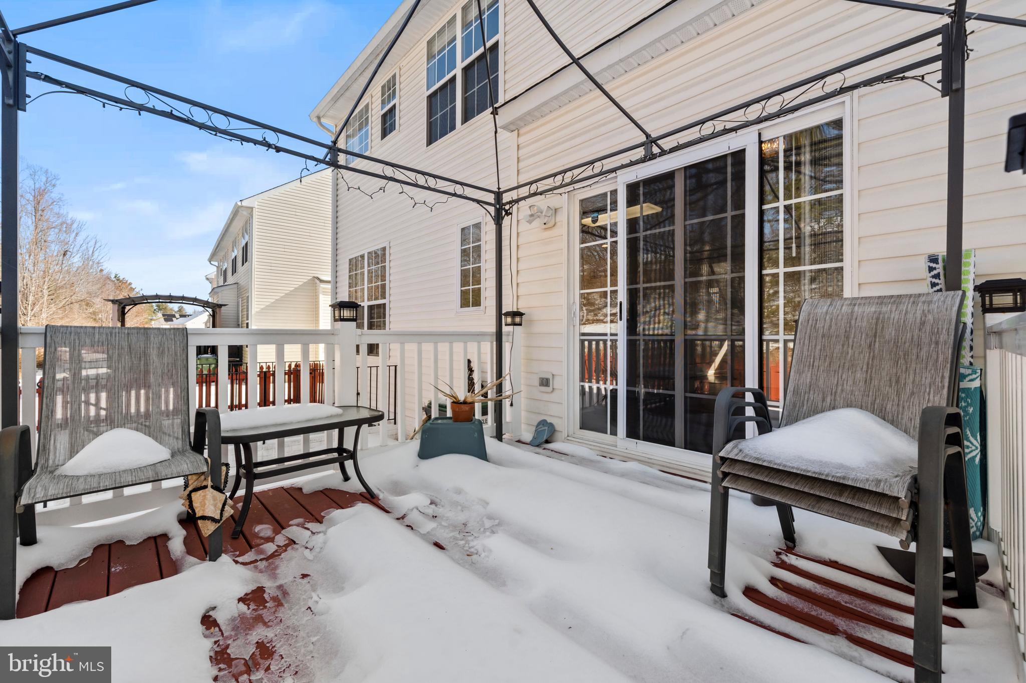 SALEM FIELDS - Residential