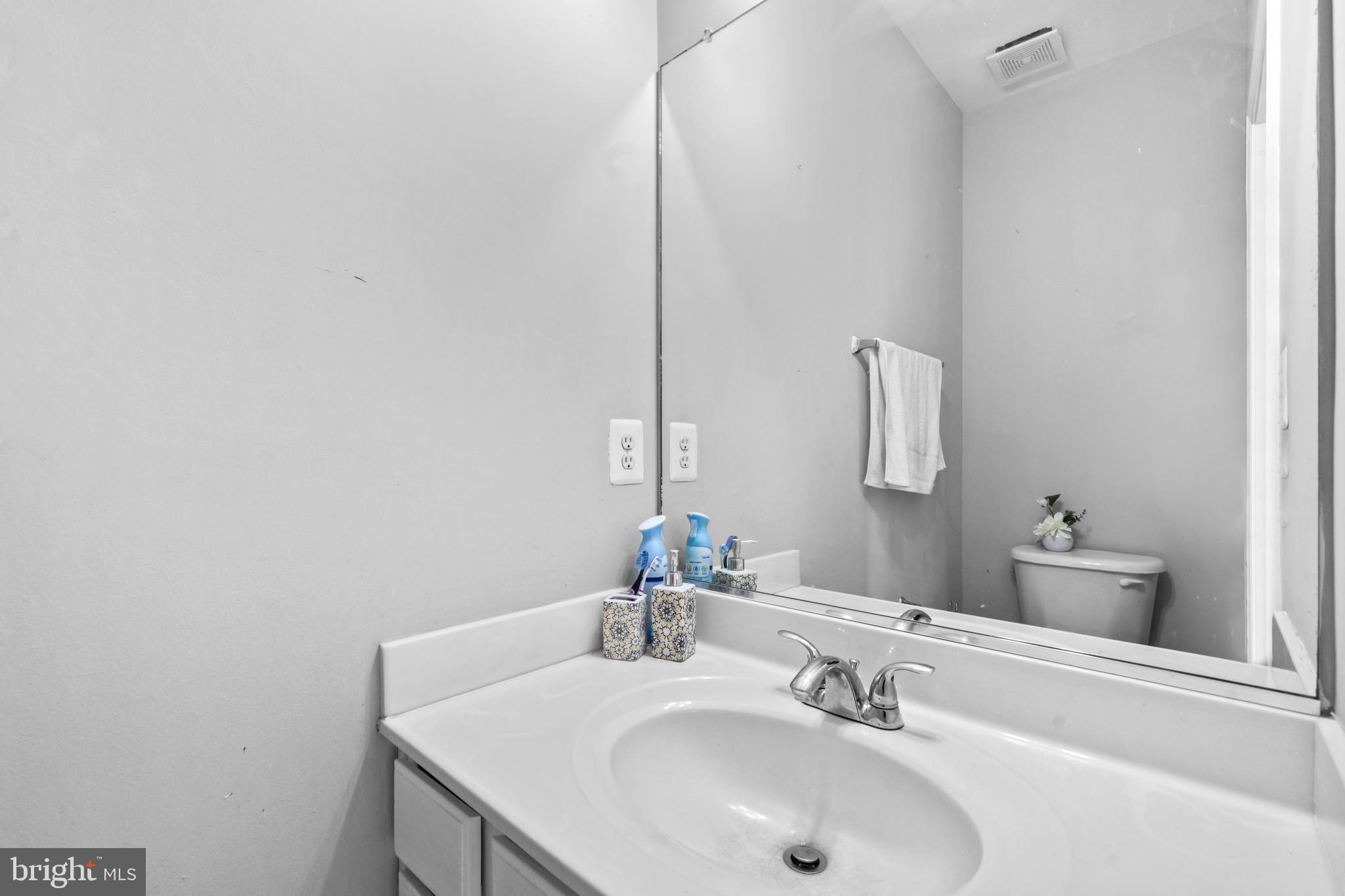 SALEM FIELDS - Residential