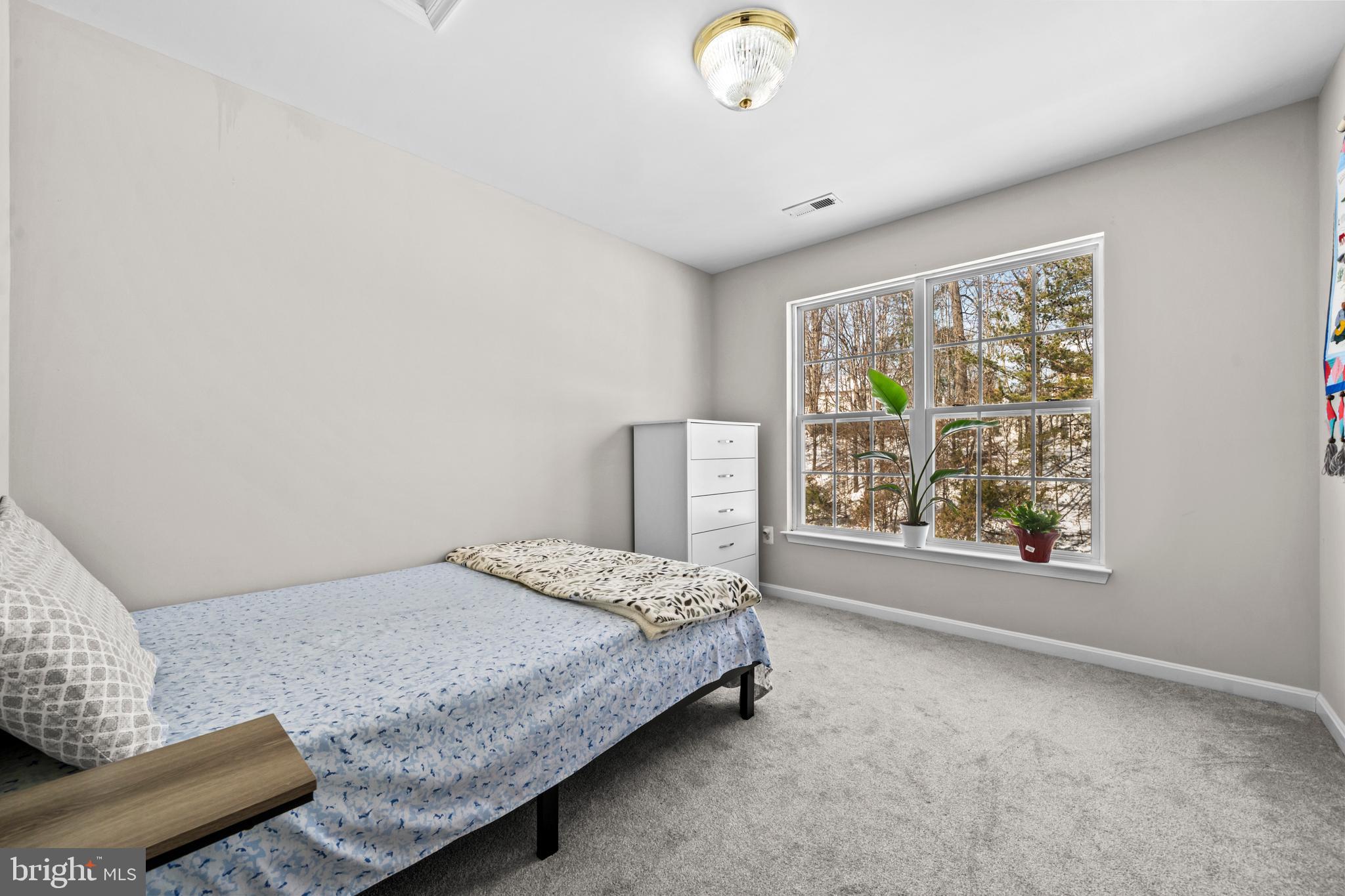 SALEM FIELDS - Residential