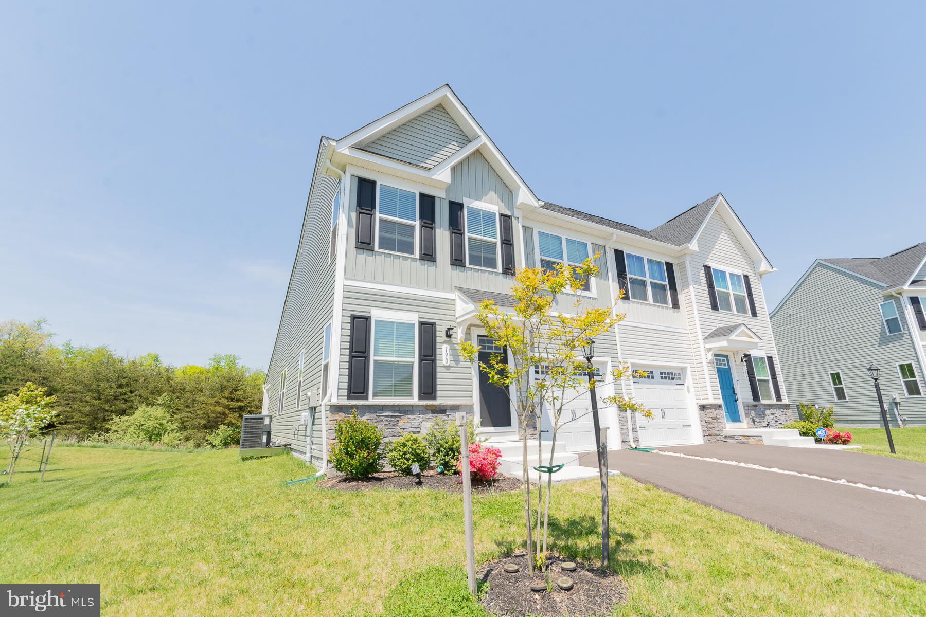 ARCADIA NORTH - Residential