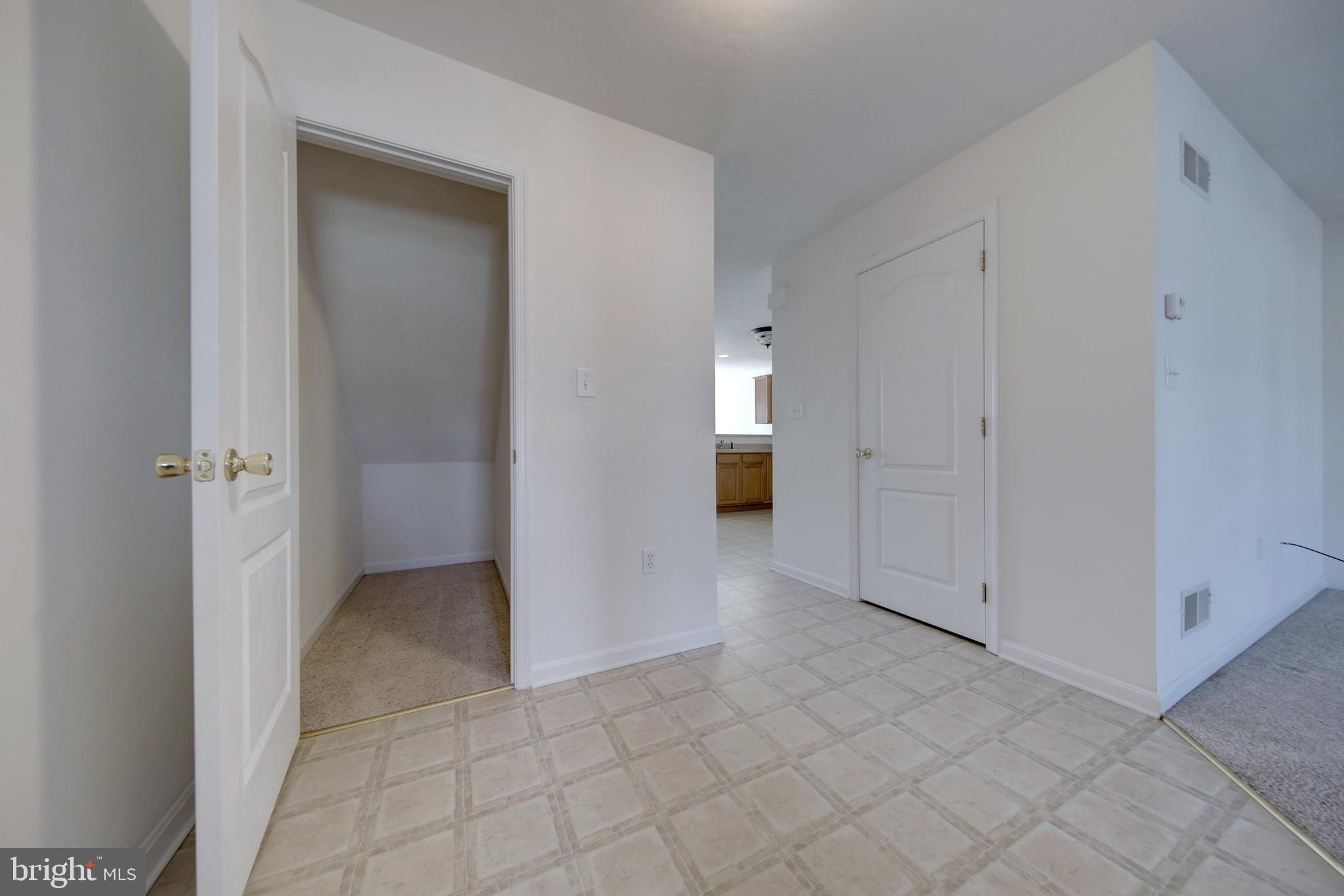 HANOVER - Residential Lease