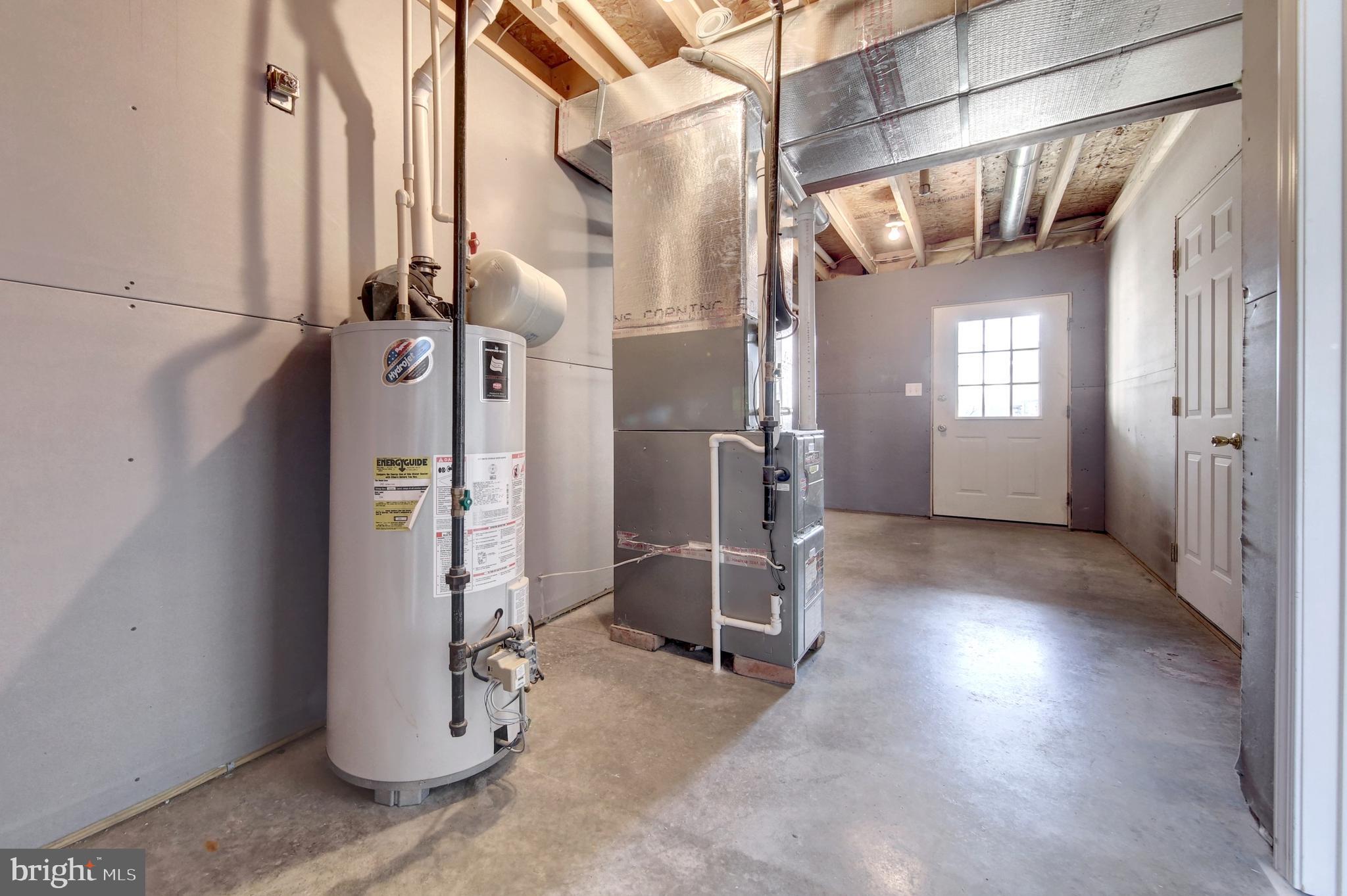 HANOVER - Residential Lease