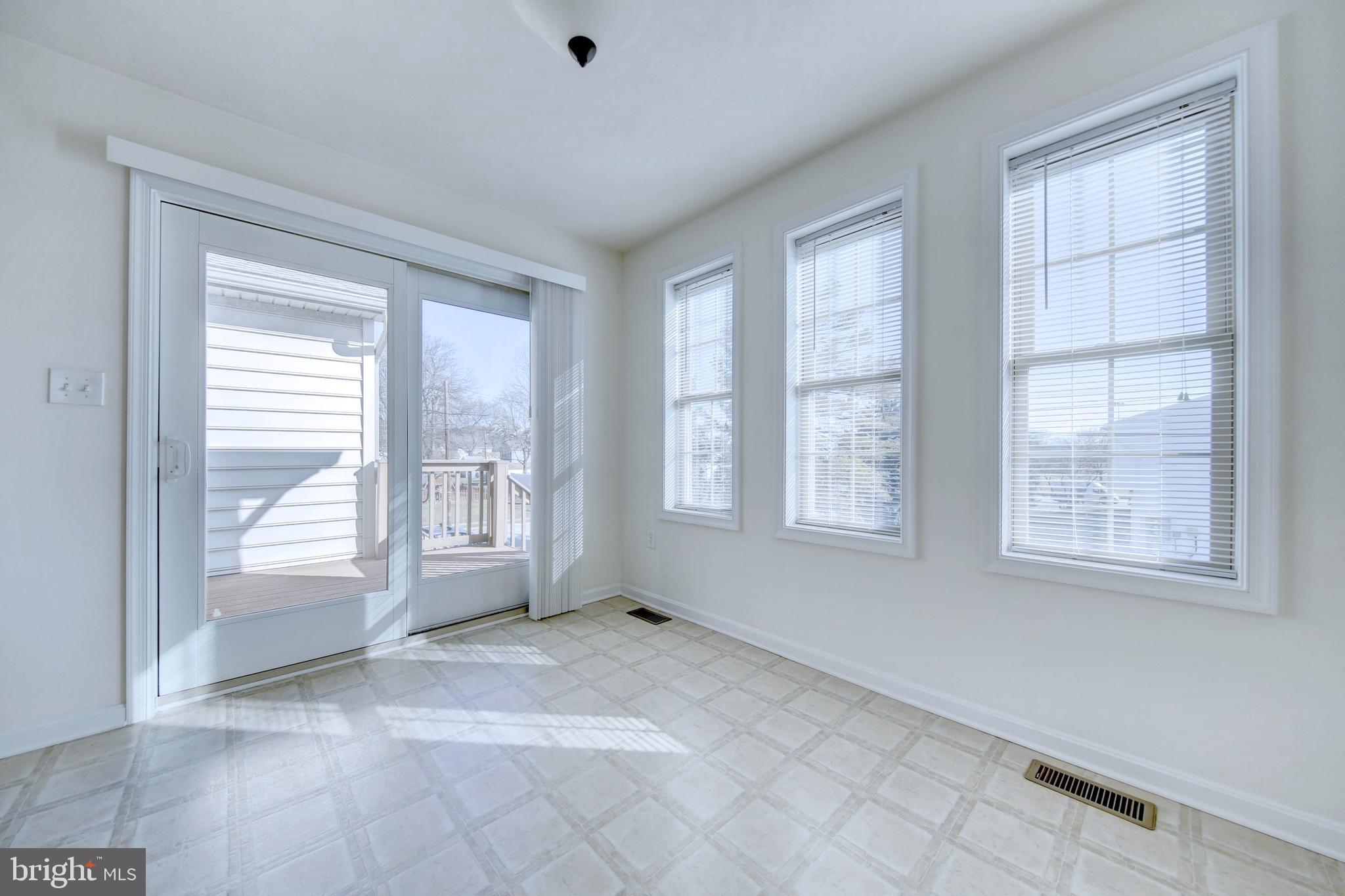 HANOVER - Residential Lease