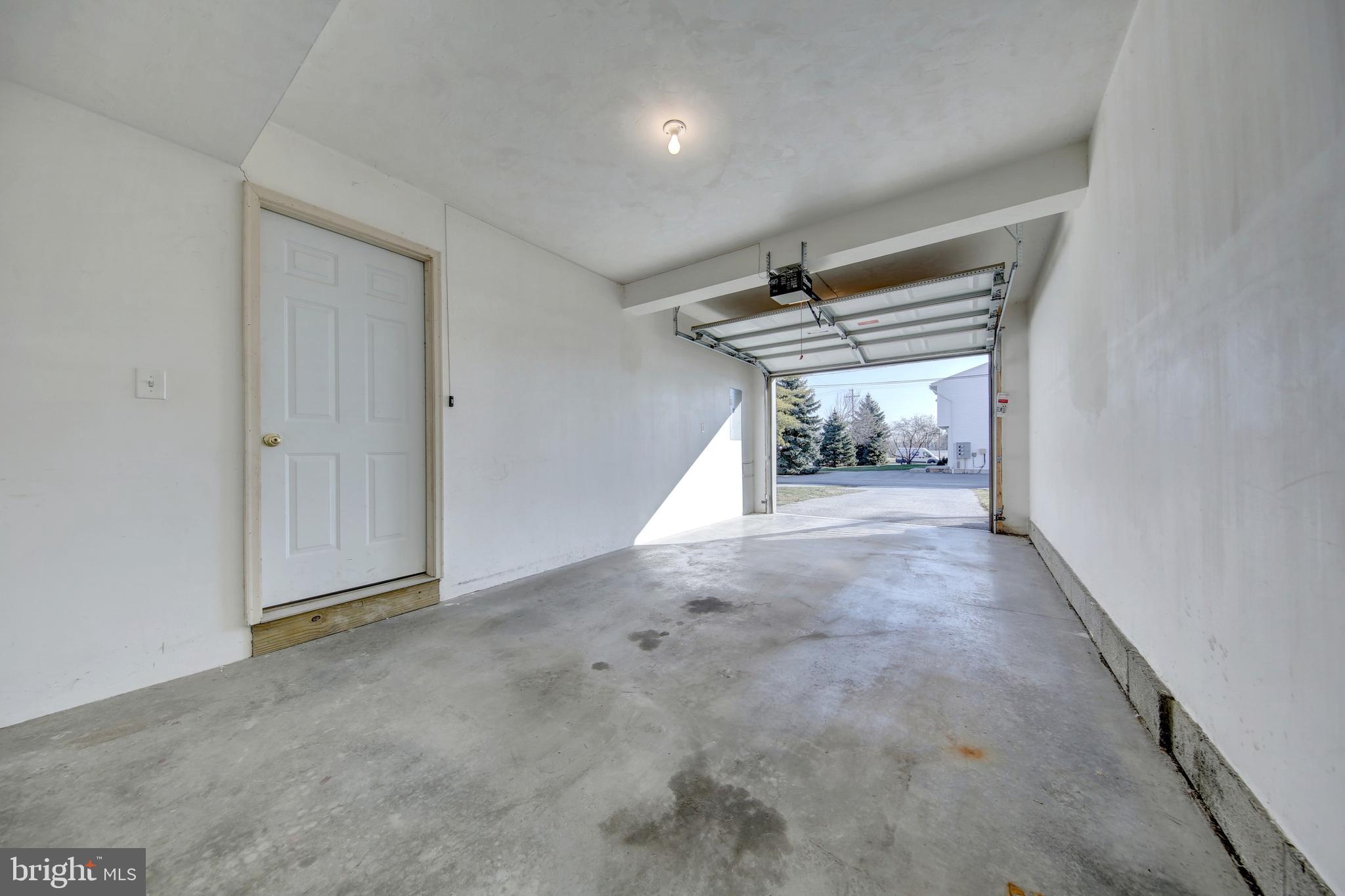 HANOVER - Residential Lease