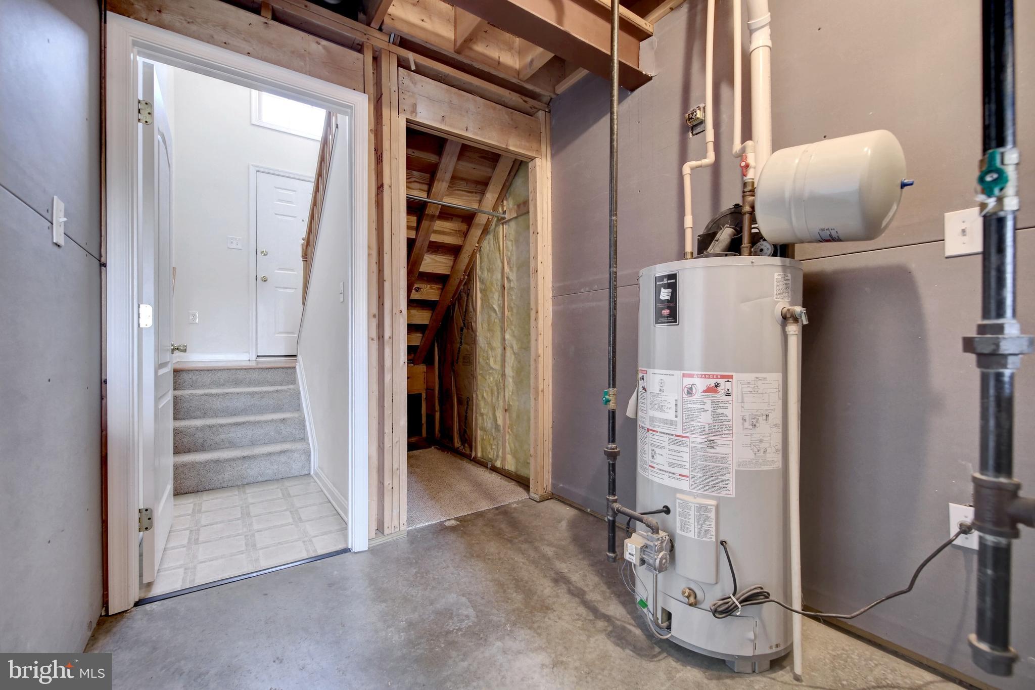 HANOVER - Residential Lease