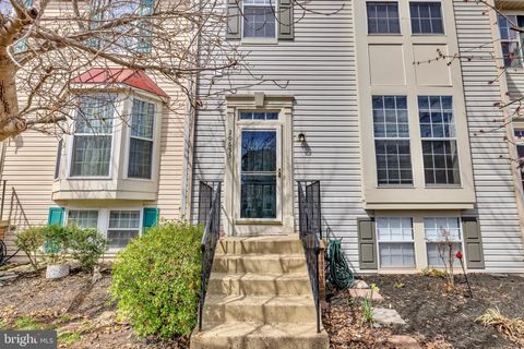 Townhouse For Sale - 20653 Southwind Terrace<br/> ASHBURN, VA 20147