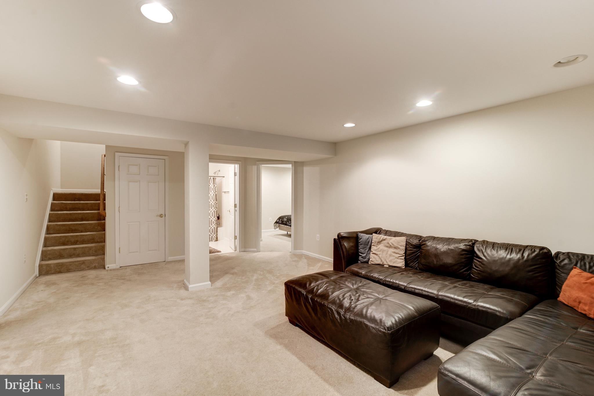 VILLAGE AT MOUNT GILEAD - Residential Lease