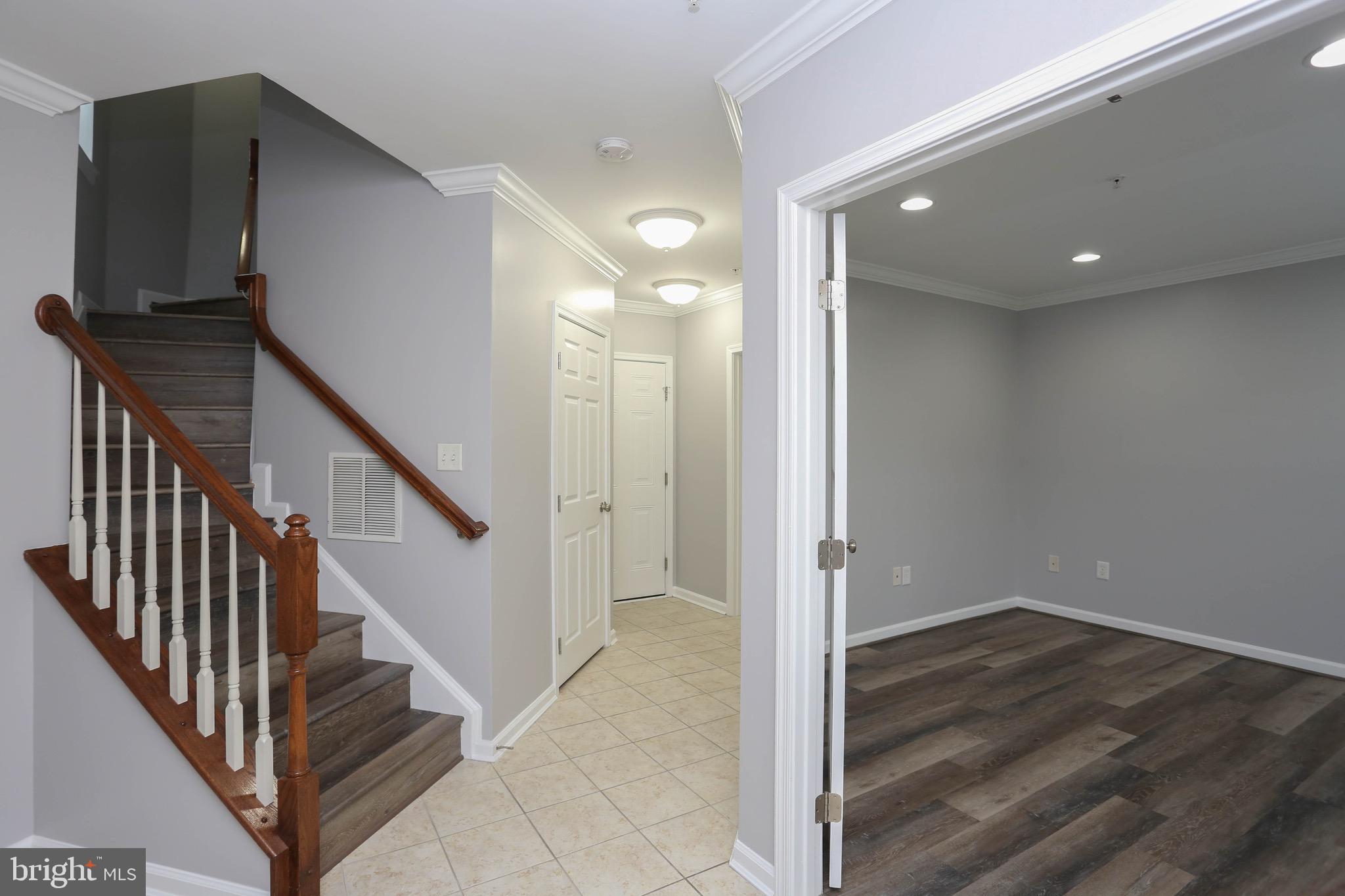 VILLAGES OF DORCHESTER - Residential Lease