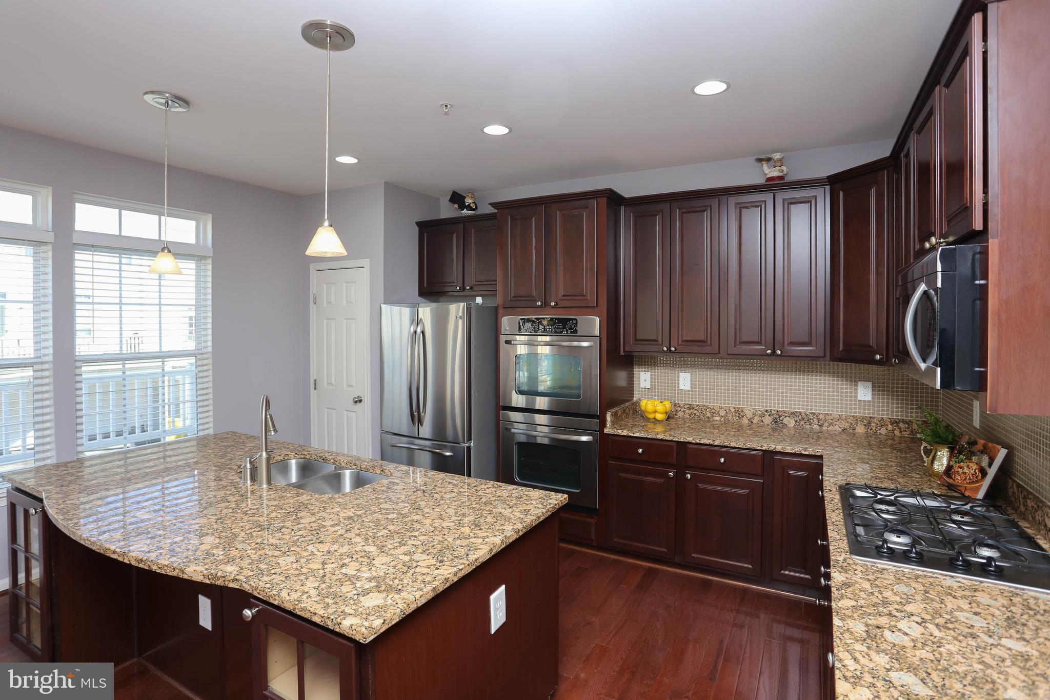 VILLAGES OF DORCHESTER - Residential Lease