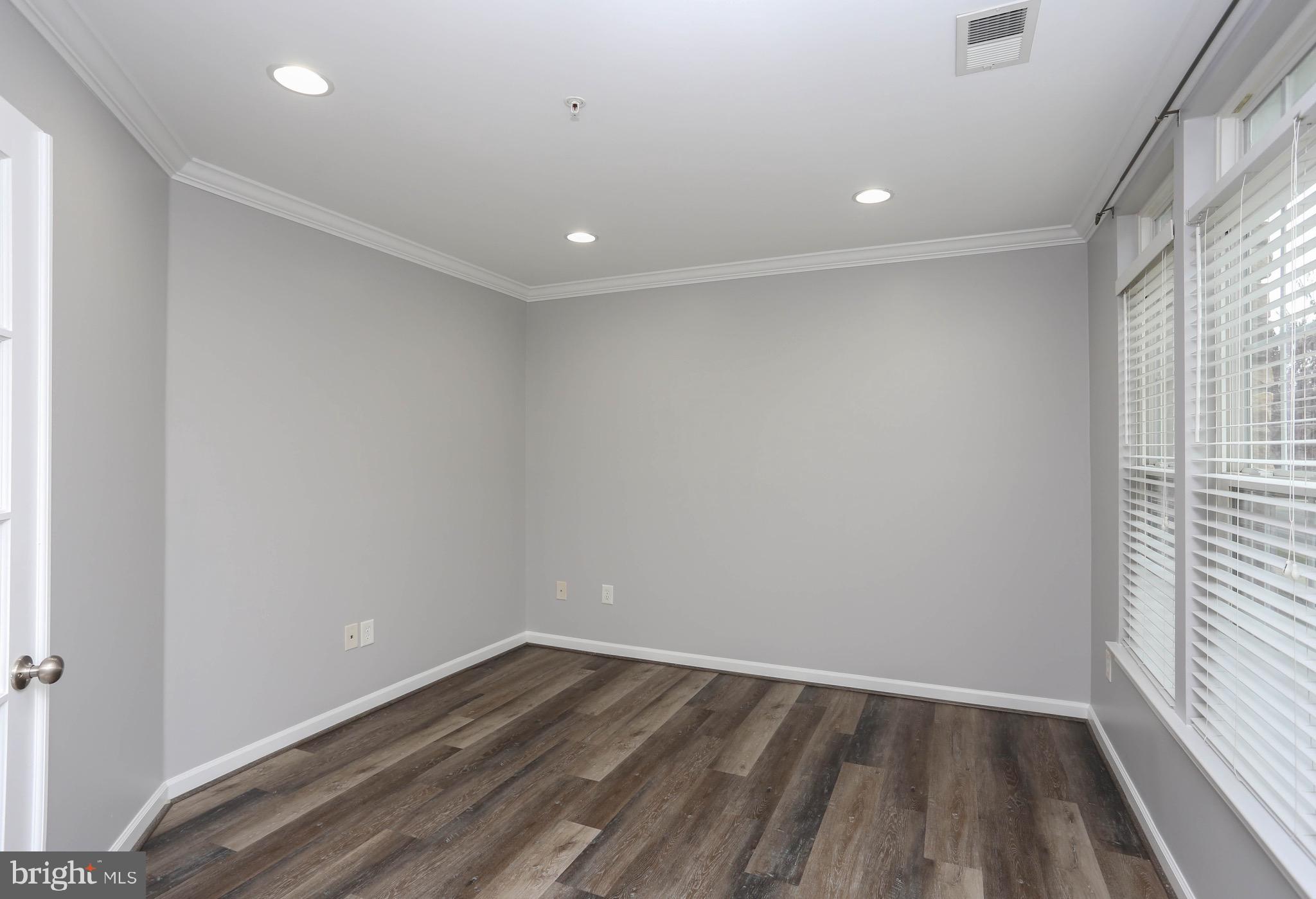 VILLAGES OF DORCHESTER - Residential Lease