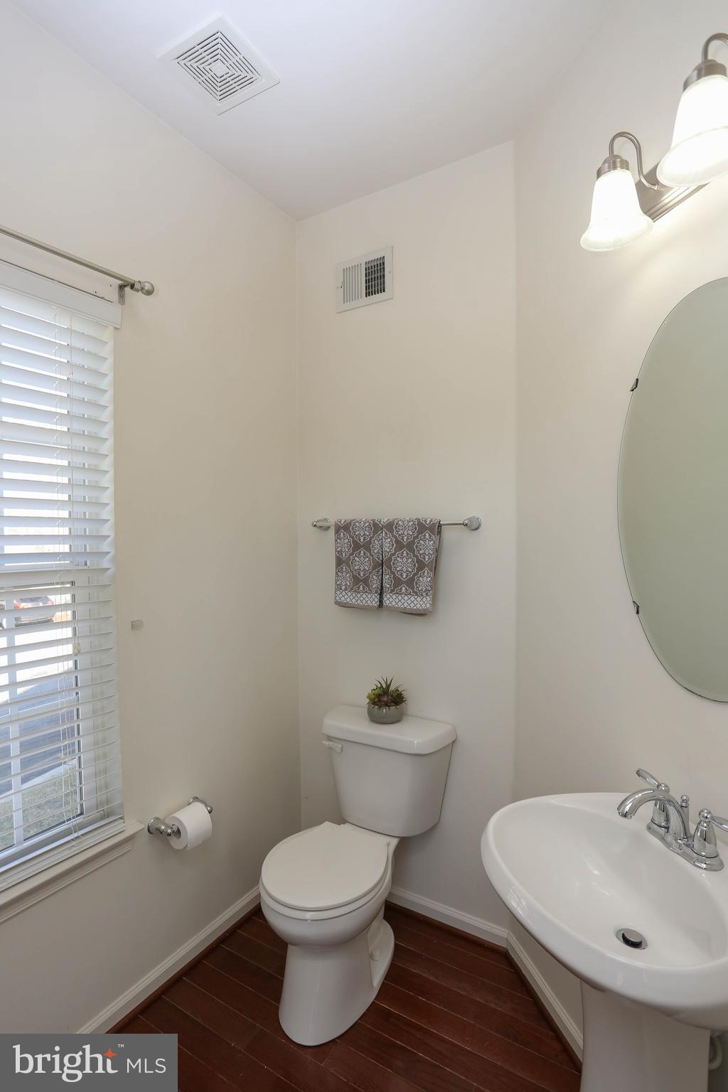 VILLAGES OF DORCHESTER - Residential Lease