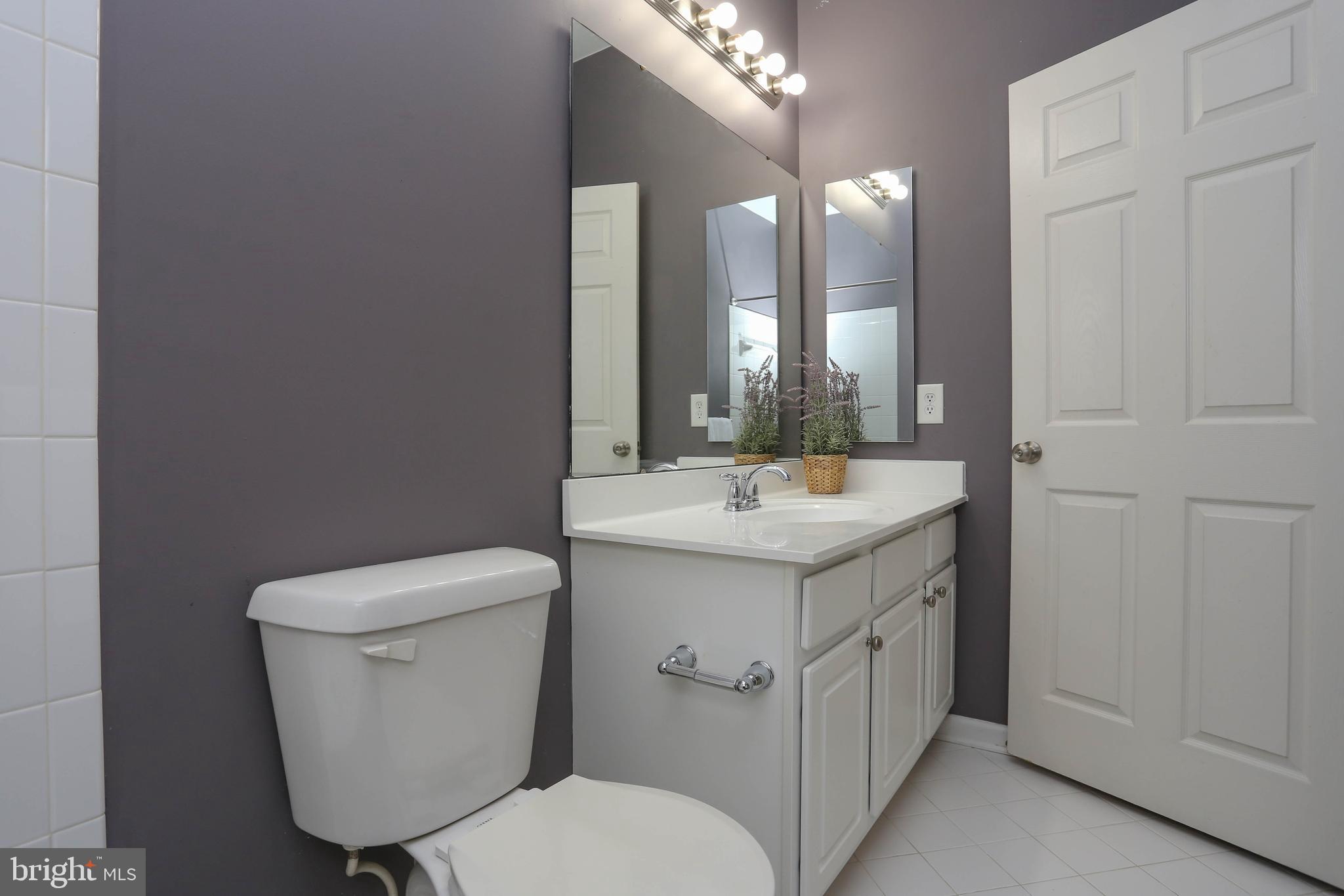 VILLAGES OF DORCHESTER - Residential Lease