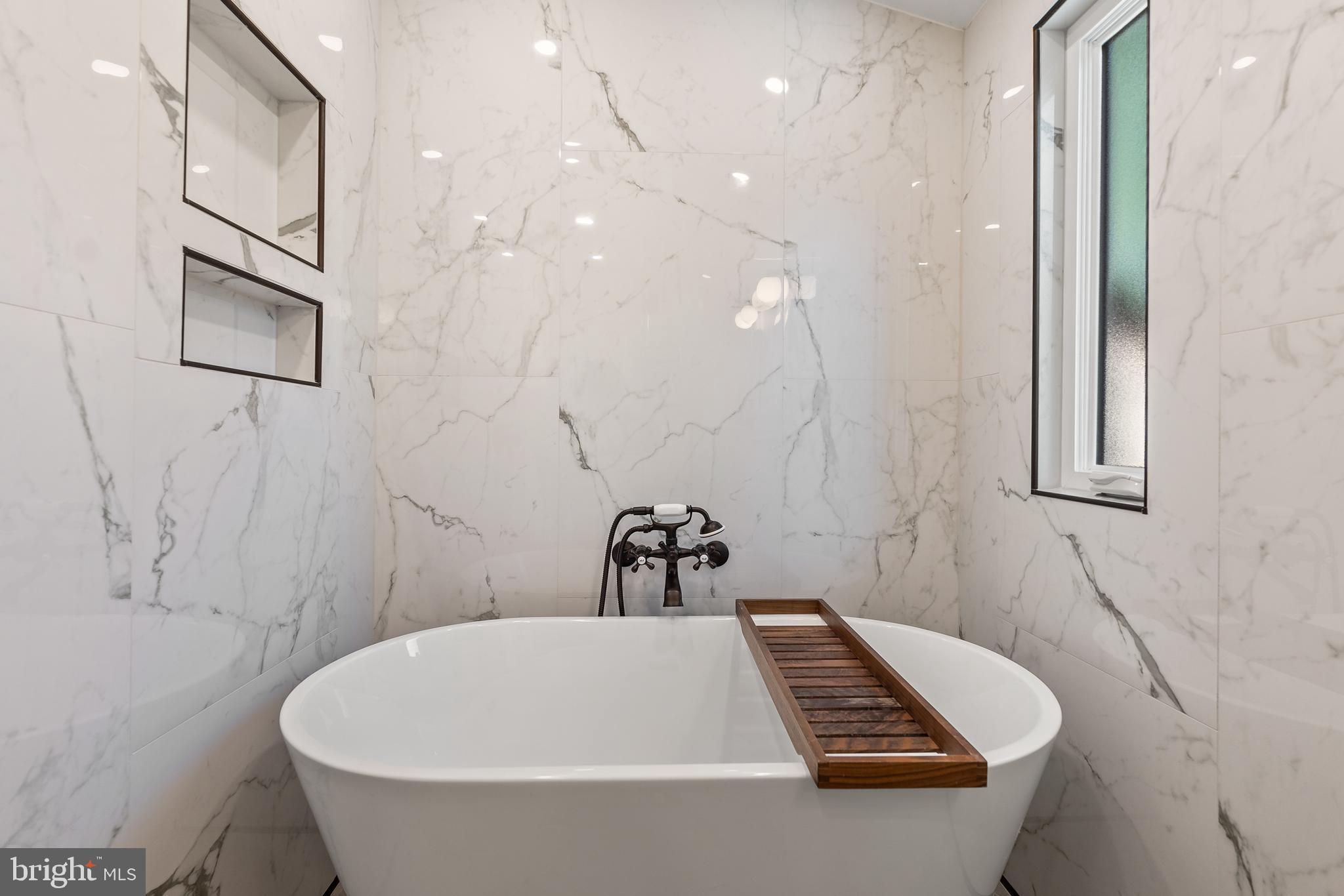 WESTMORELAND HILLS - Residential