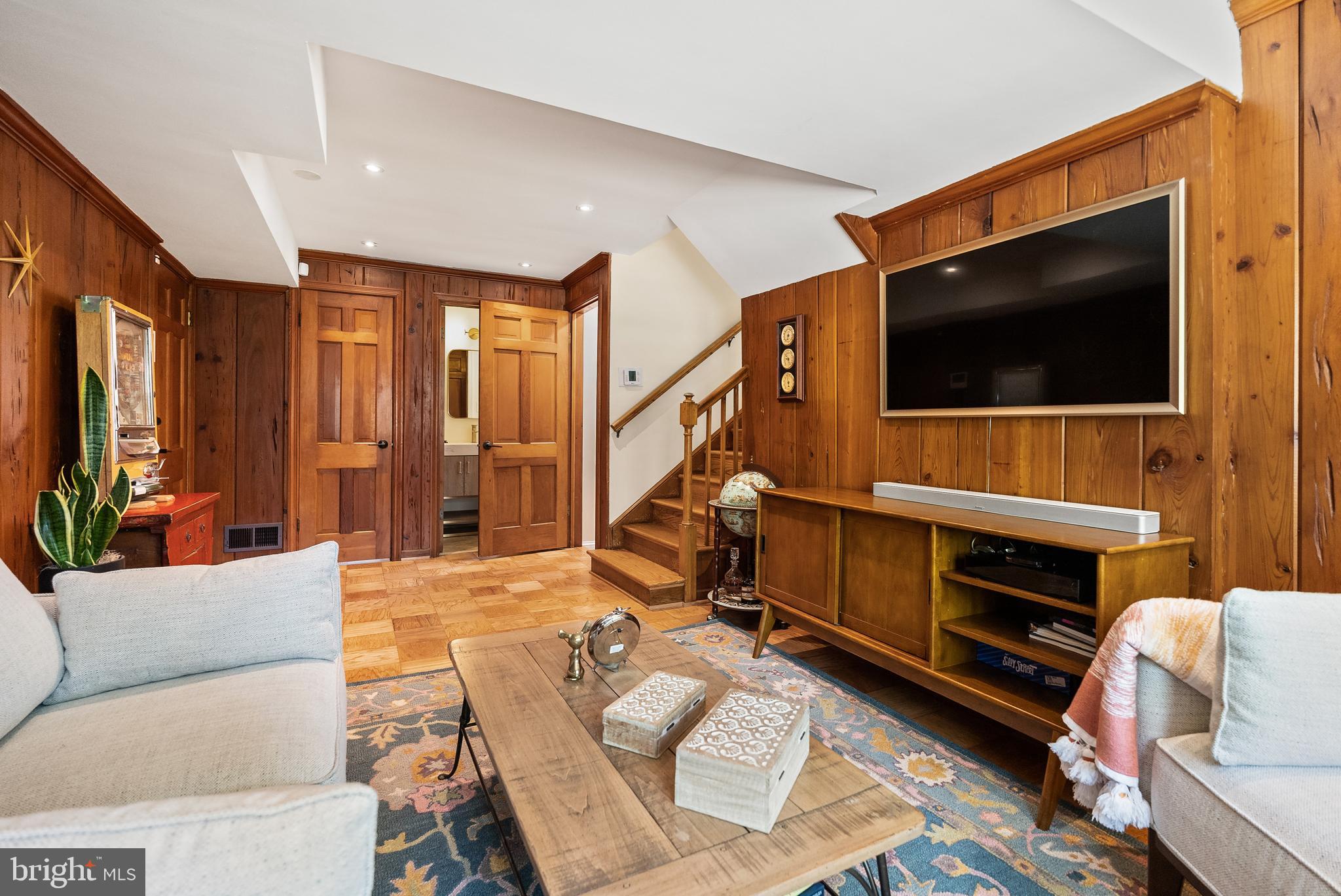 WESTMORELAND HILLS - Residential