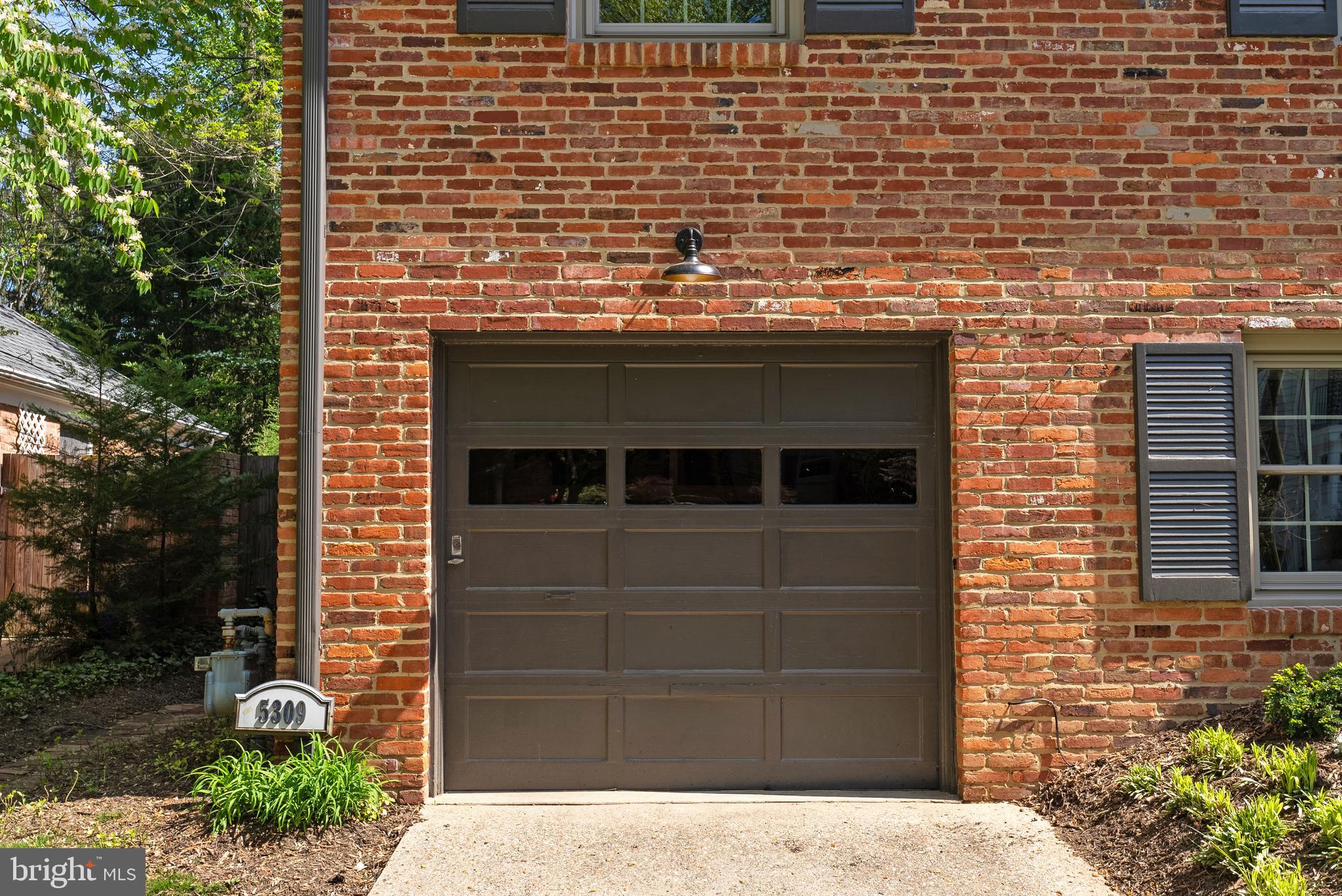 WESTMORELAND HILLS - Residential