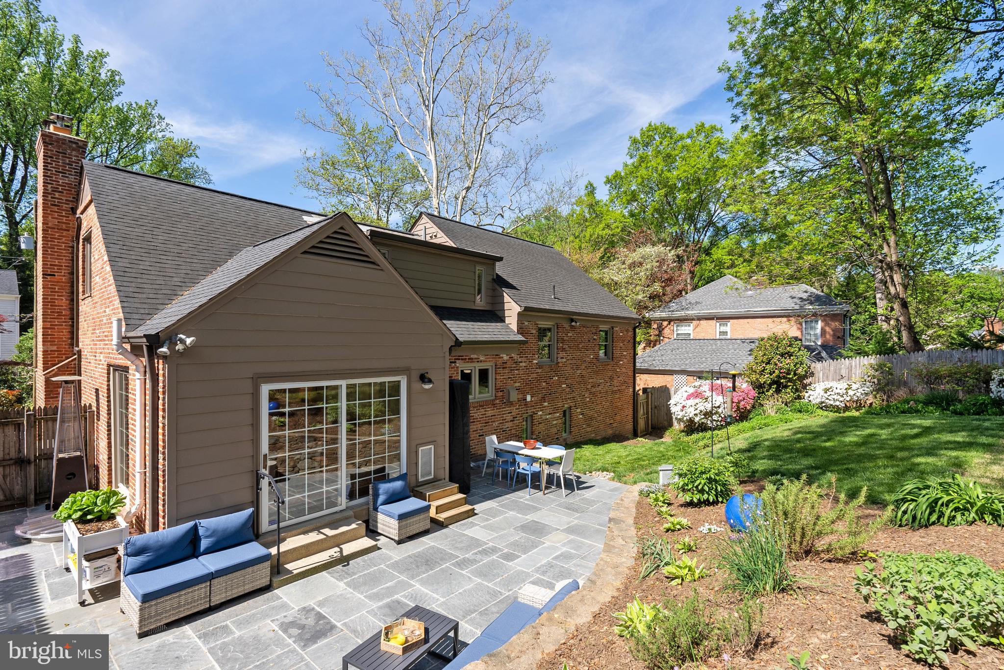 WESTMORELAND HILLS - Residential