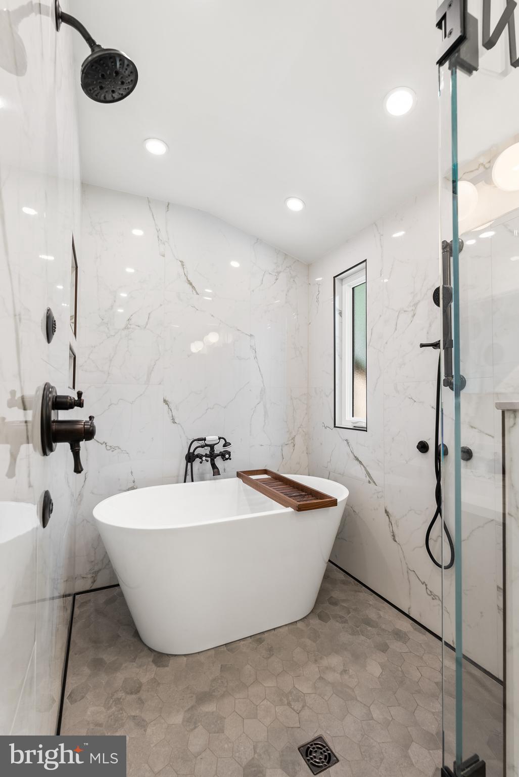 WESTMORELAND HILLS - Residential